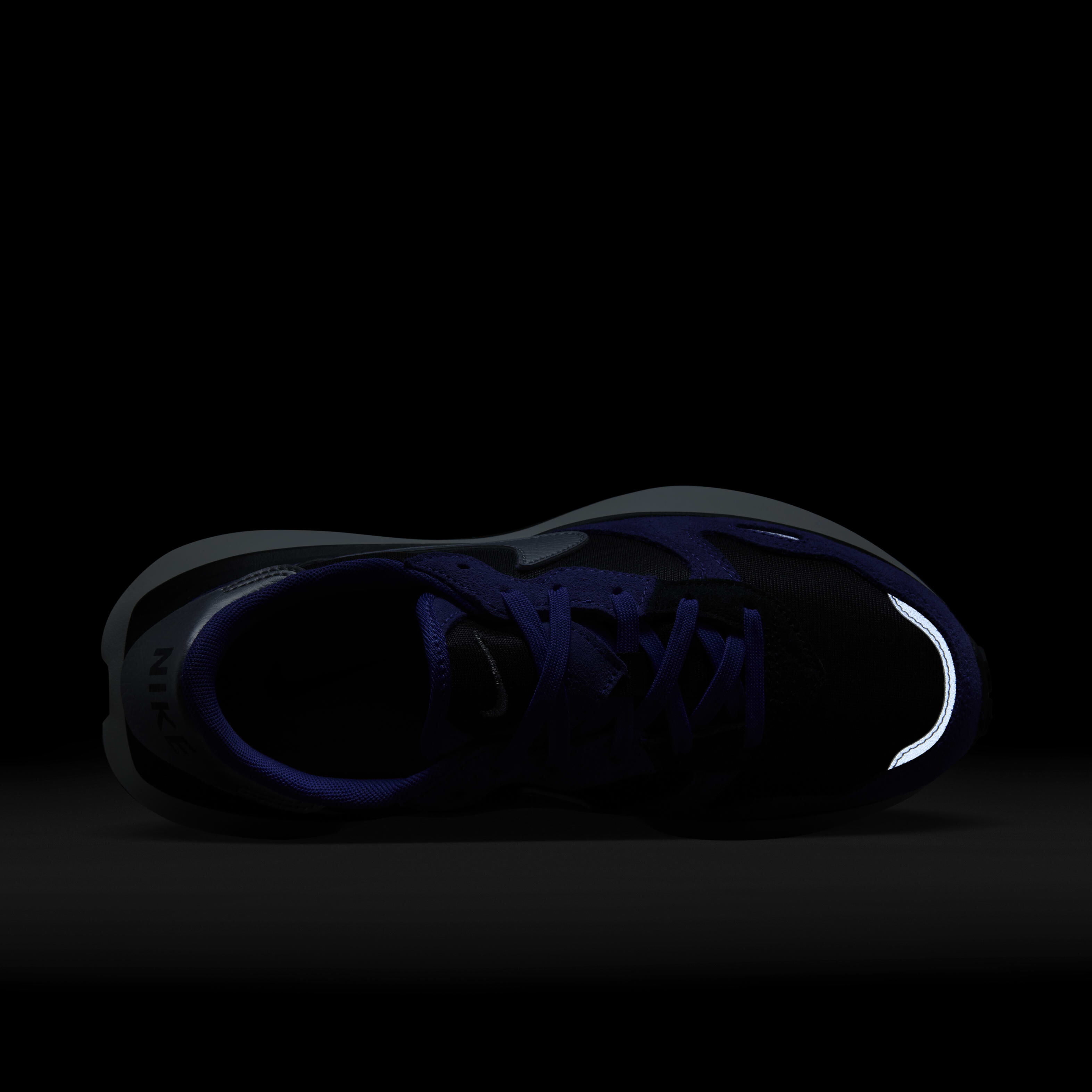 Nike Phoenix Waffle image number 8