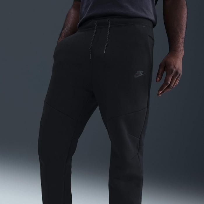 Nike Tech image number 1 Nike Tech image number 1