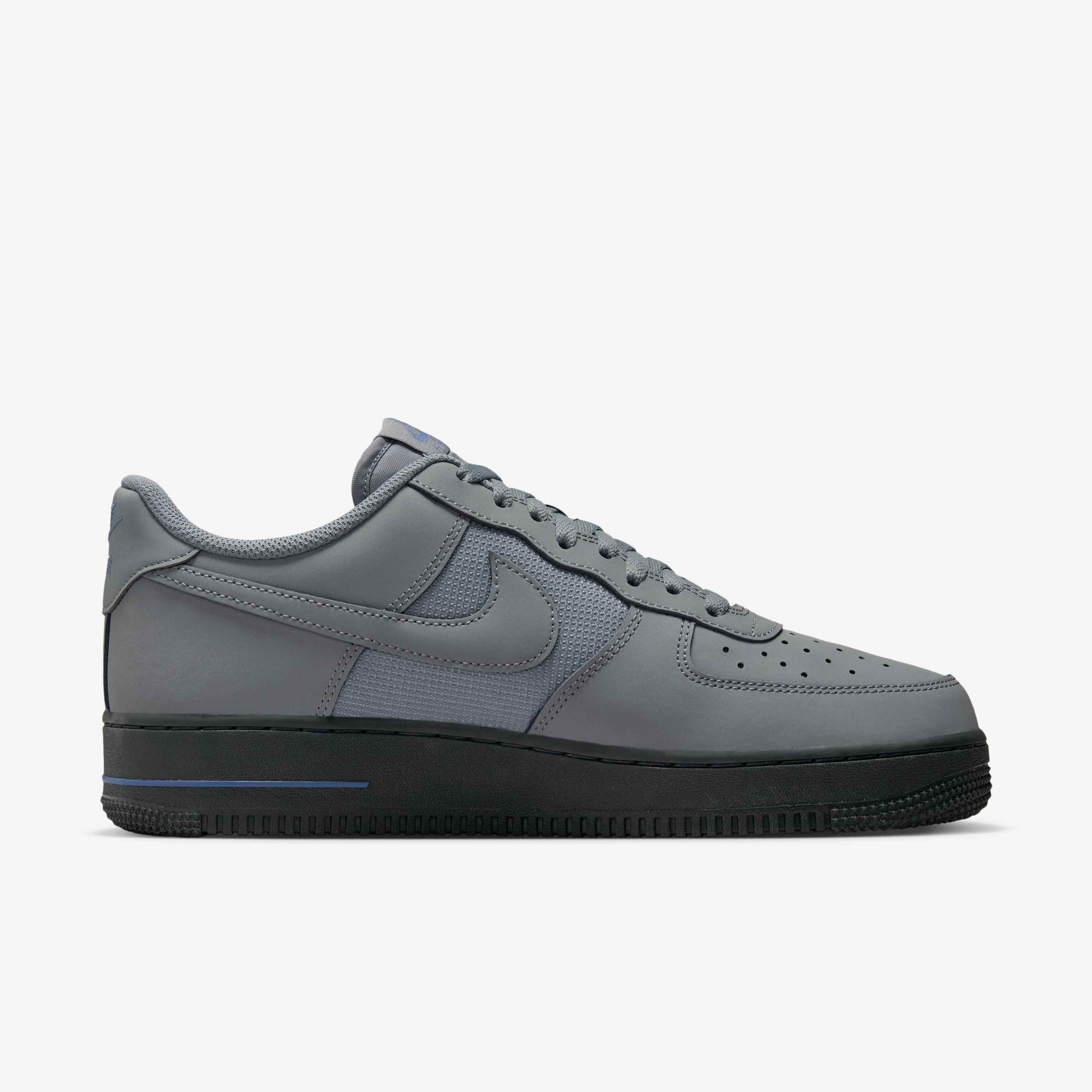 Nike Air Force 1 '07 LV8 image number 2