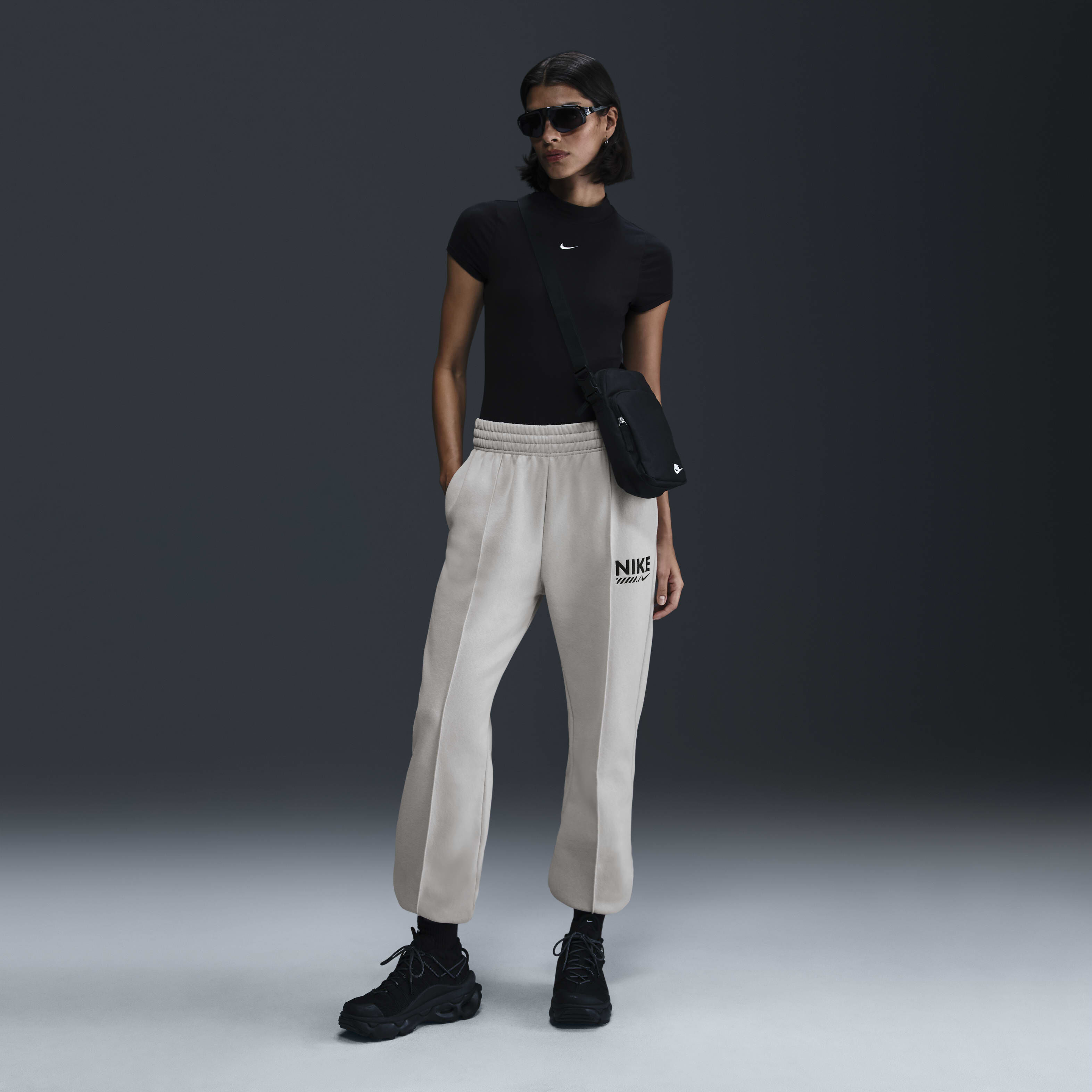 نايكي سبورتسوير image number 0