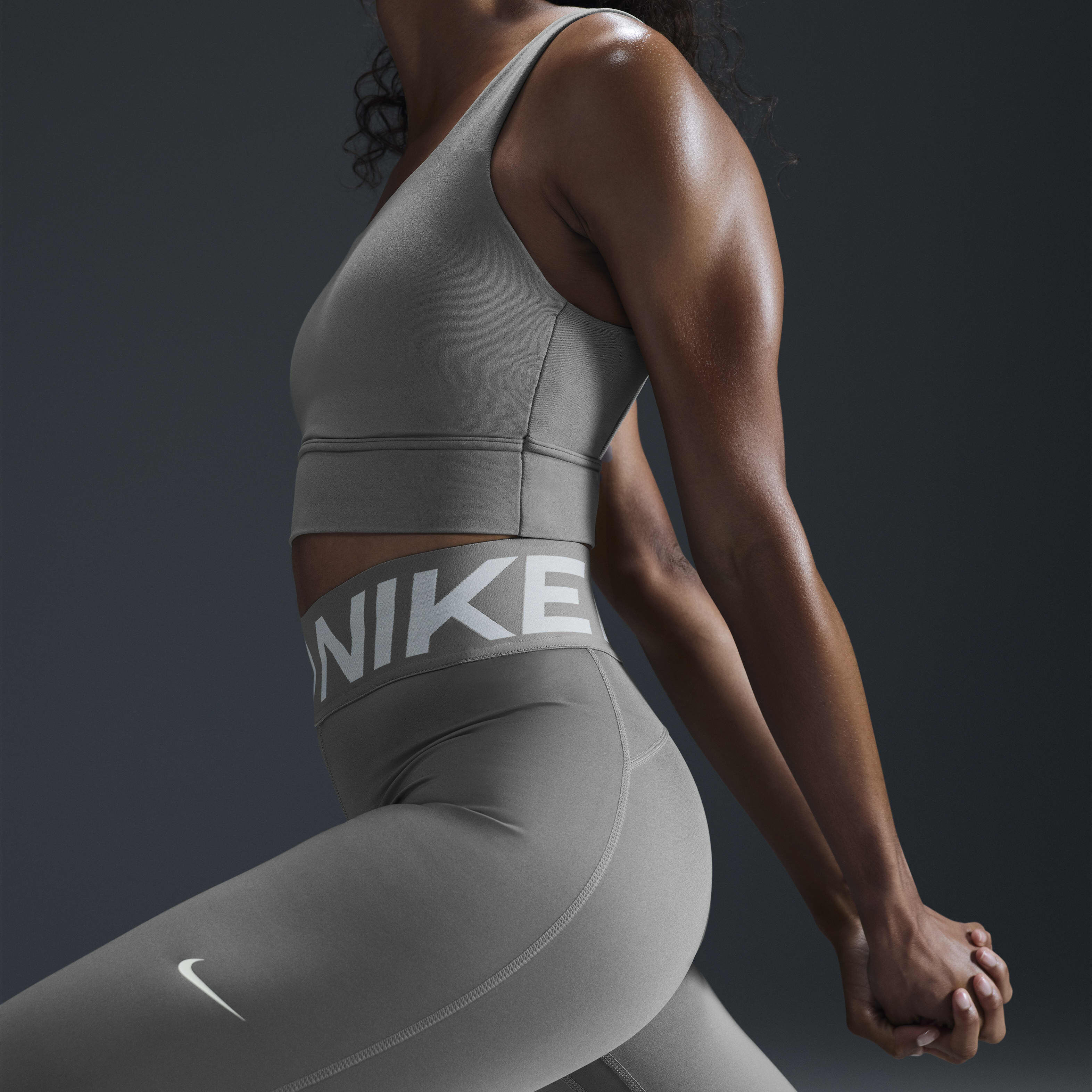Nike training sculpt legging 2025