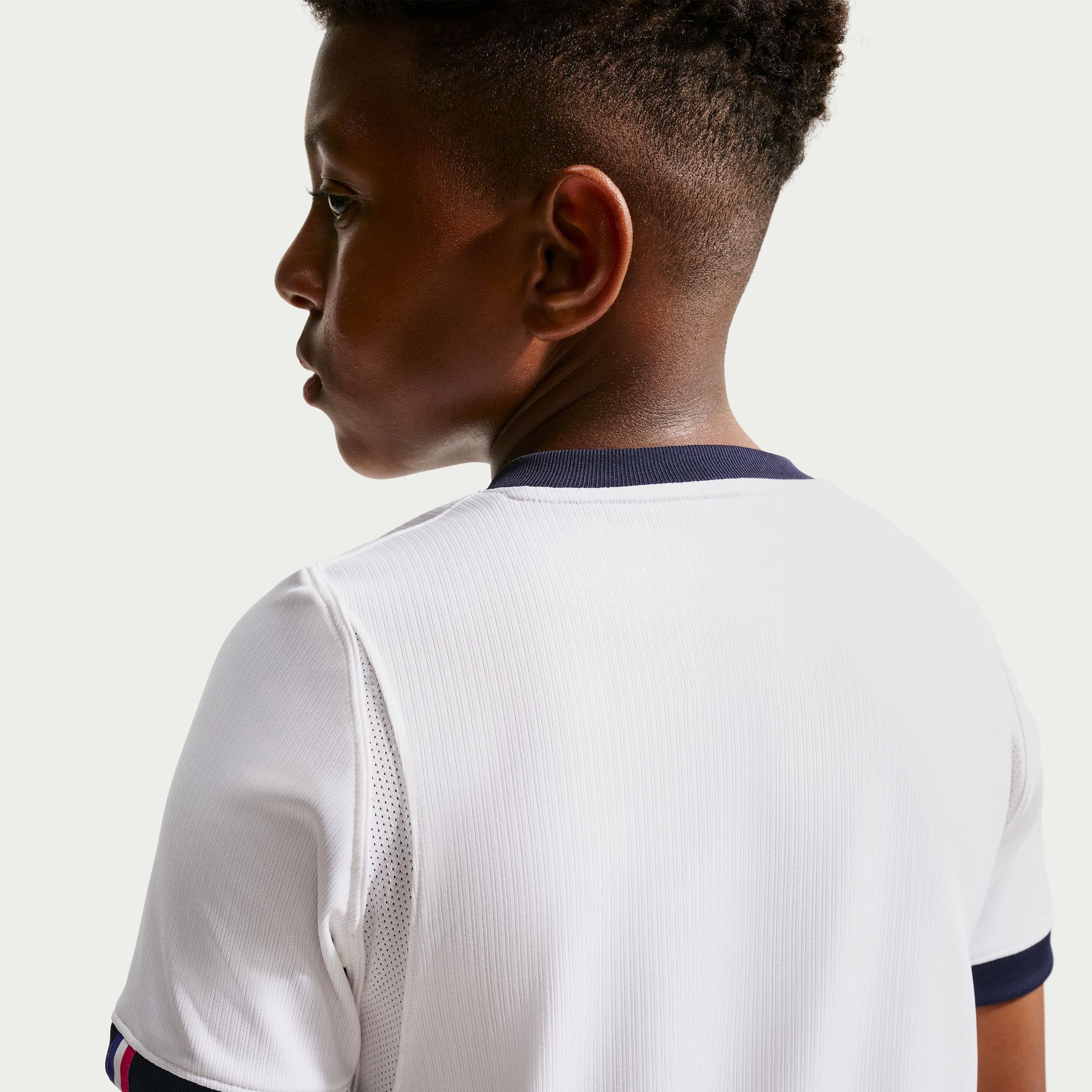 Paris Saint-Germain 2026/27 Stadium Away image number 9