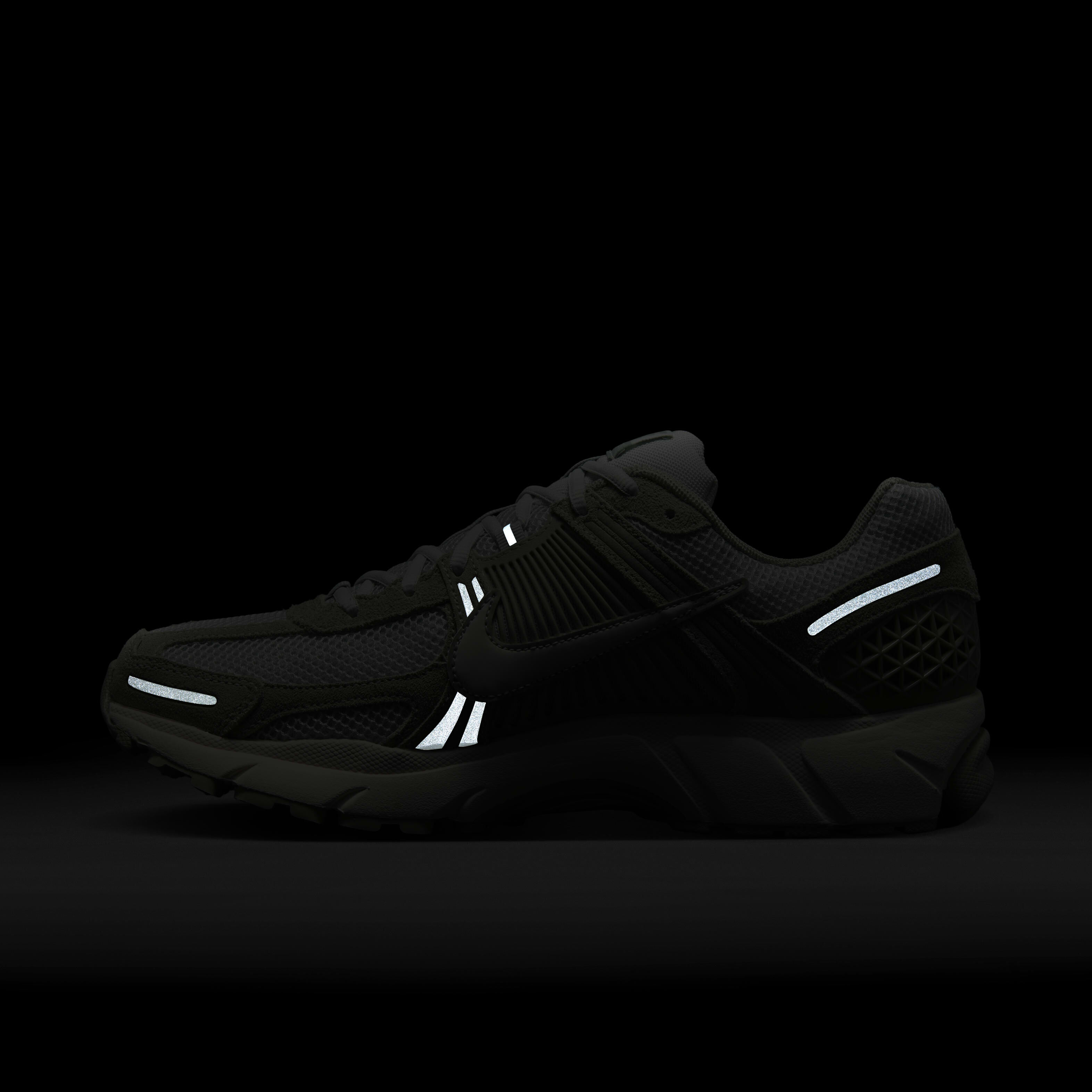 Nike Zoom Vomero 5 image number 11