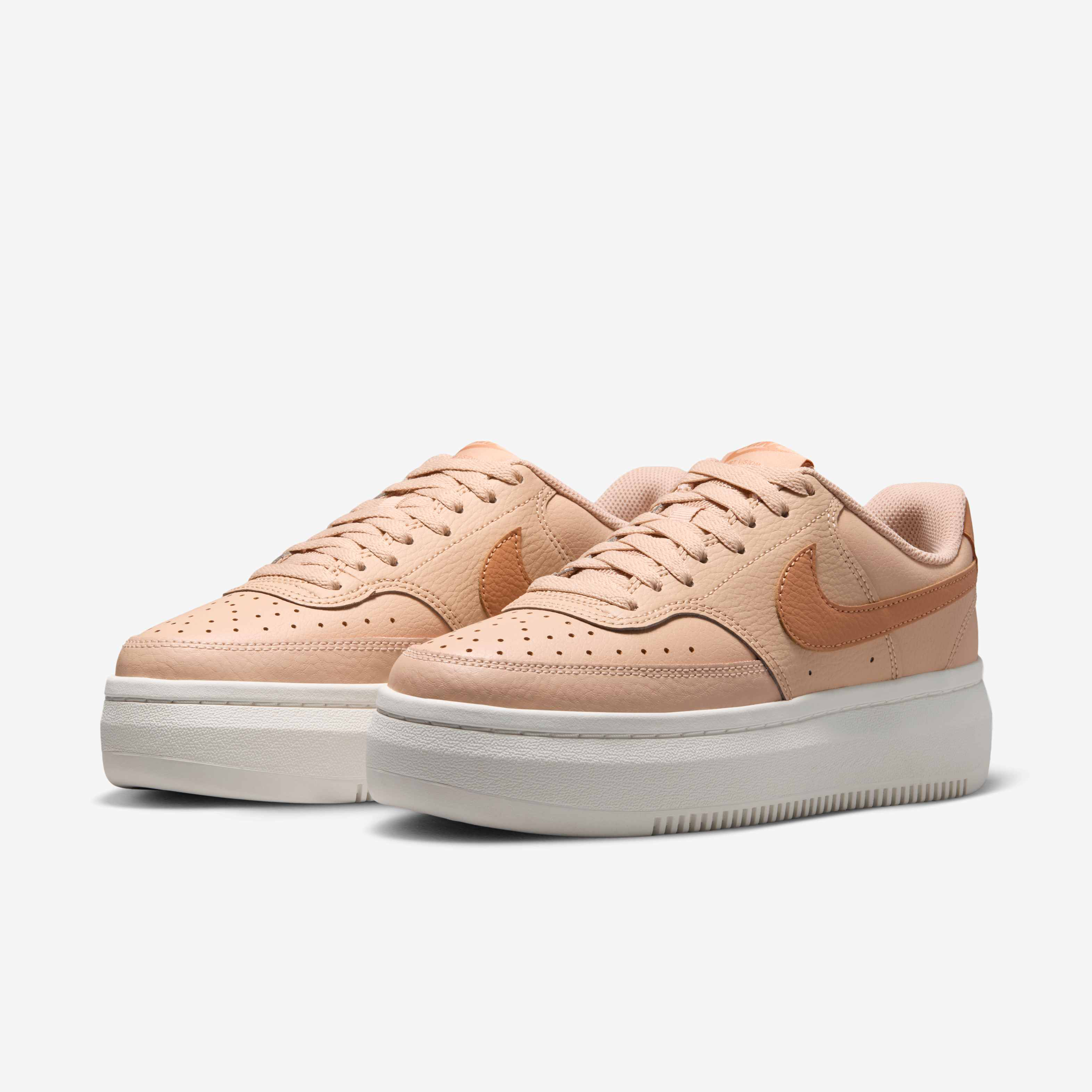 Nike Court Vision Alta image number 14
