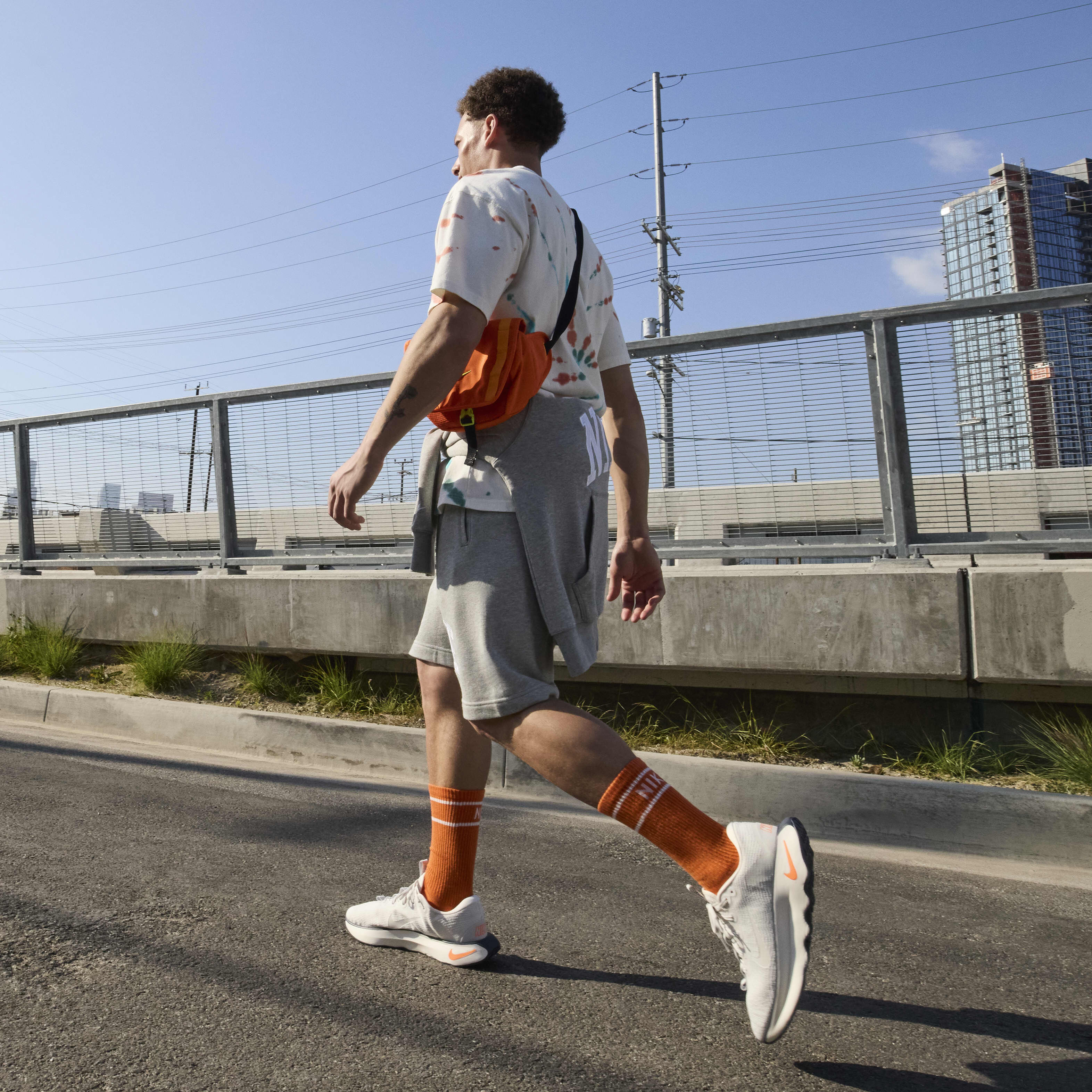 Nike Motiva image number 9