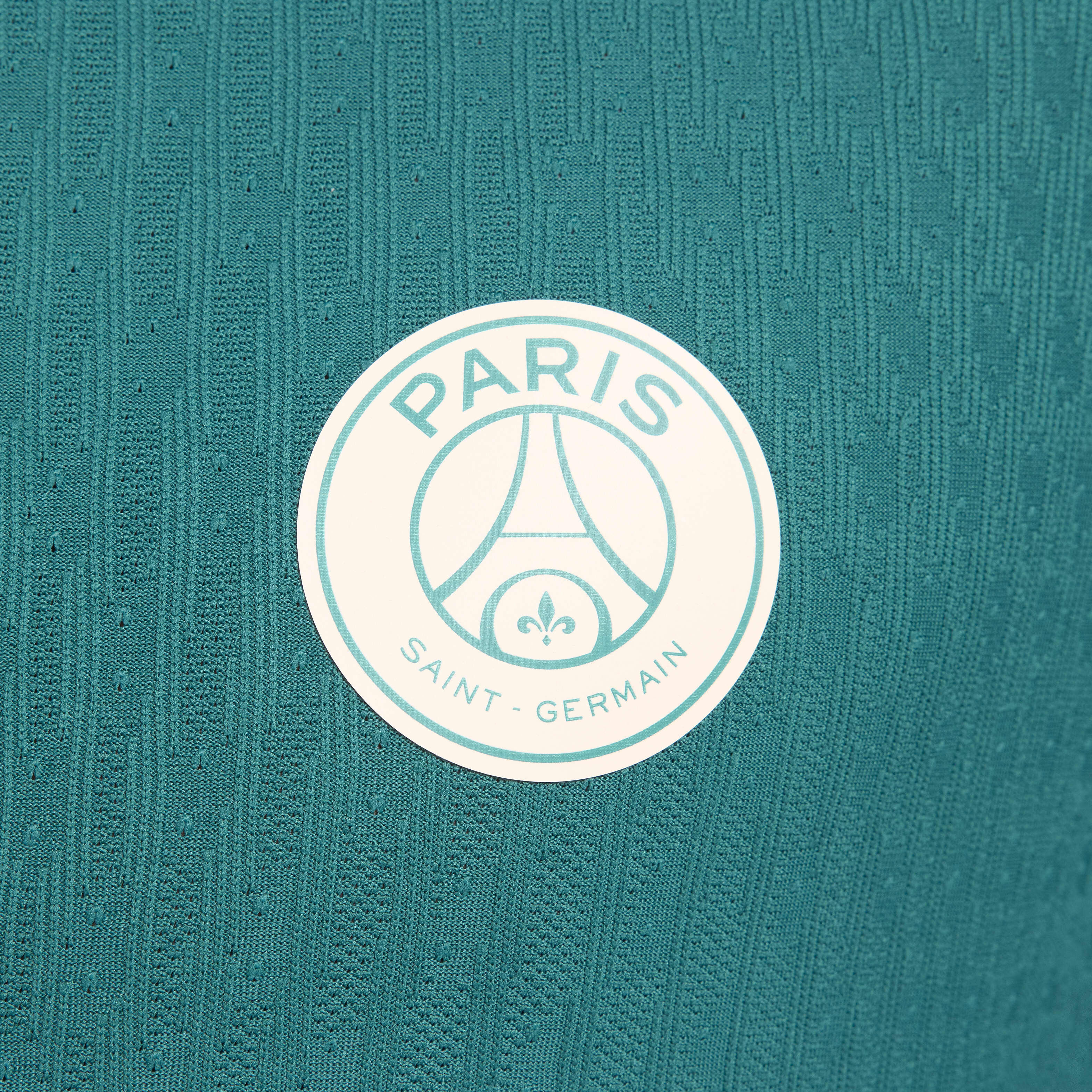 Paris Saint-Germain Strike Elite image number 4