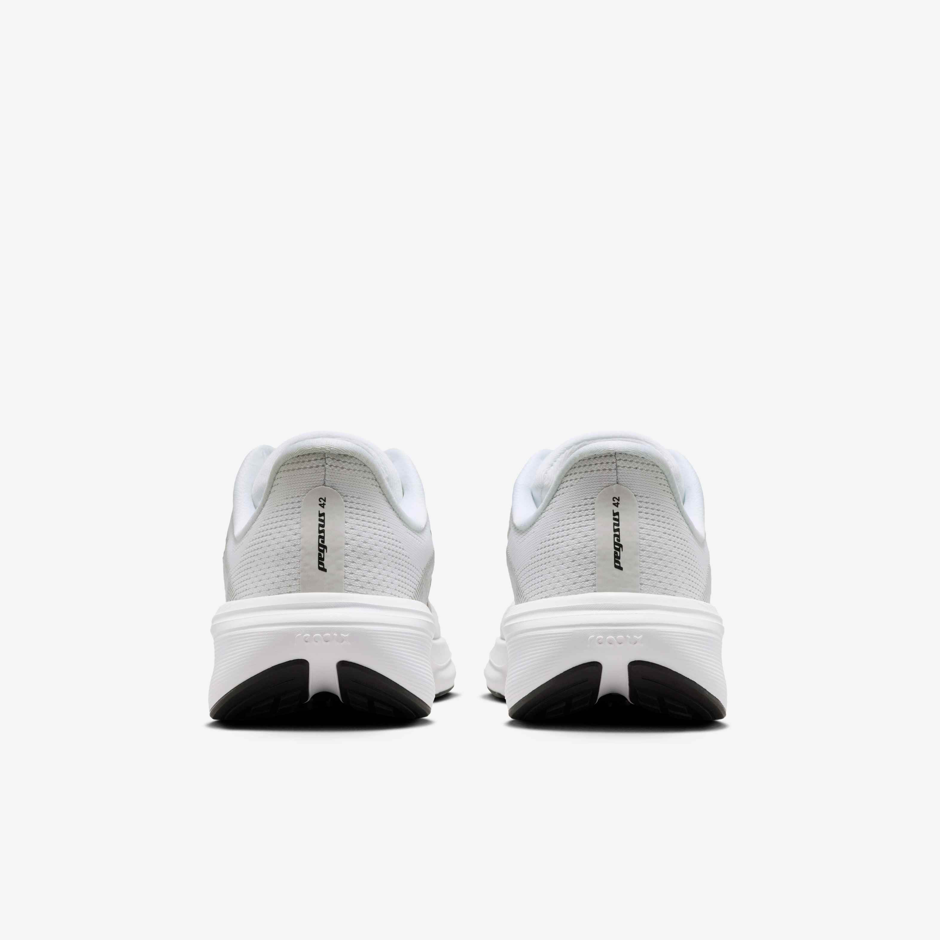 Nike Pegasus 42 image number 14