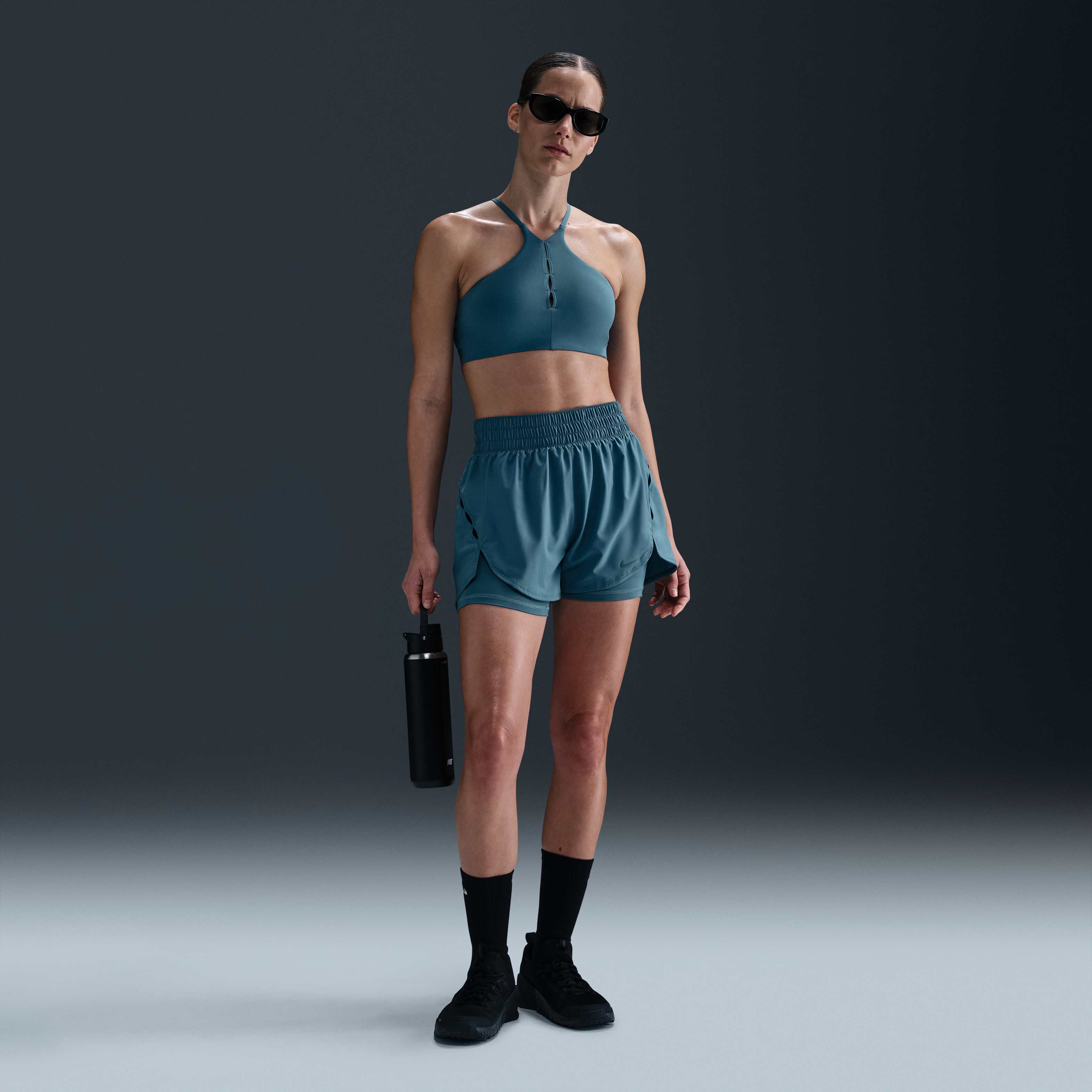 Nike One image number 0