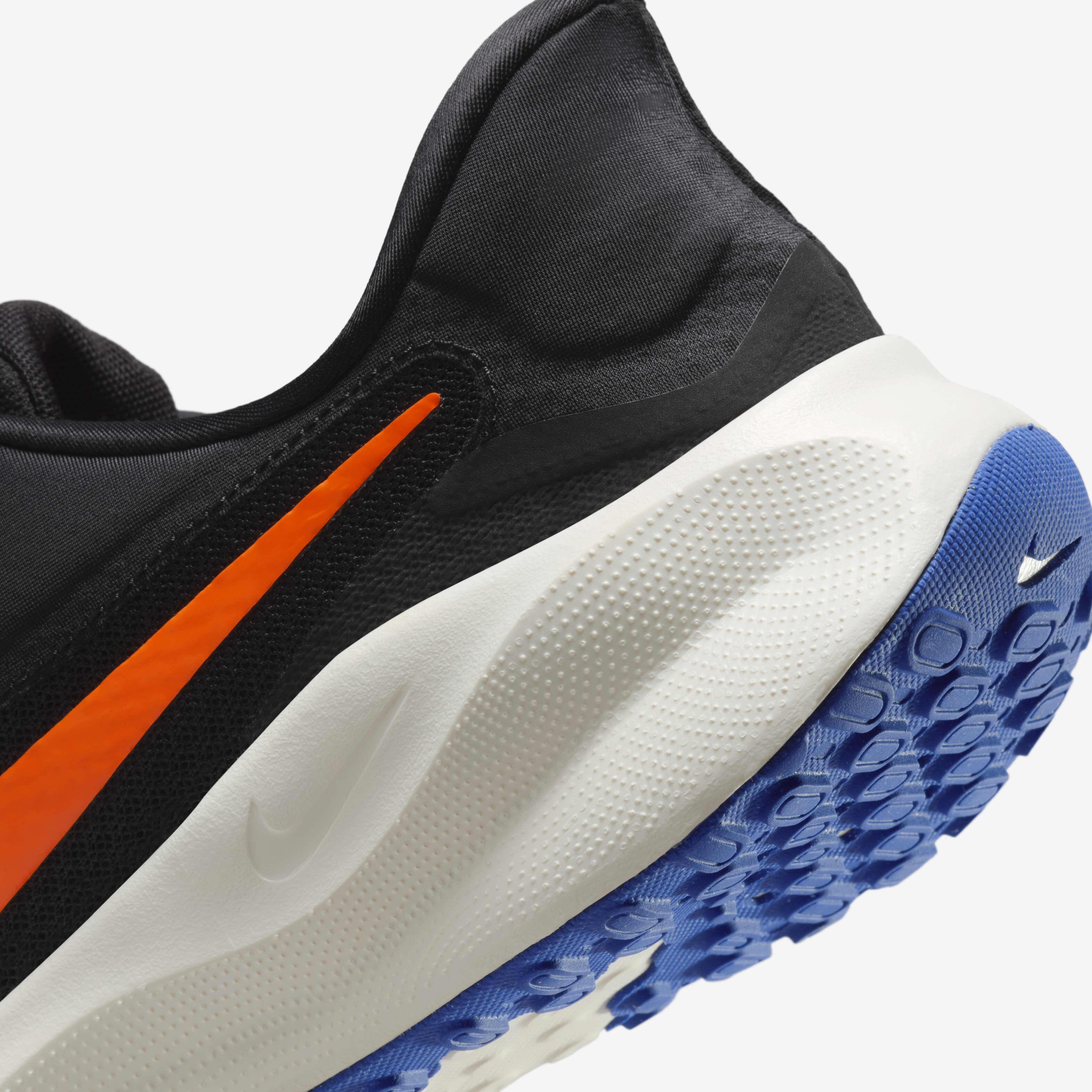 Buy Nike Revolution 7 EasyOn Men s Road Running Shoes Nike Qatar Official