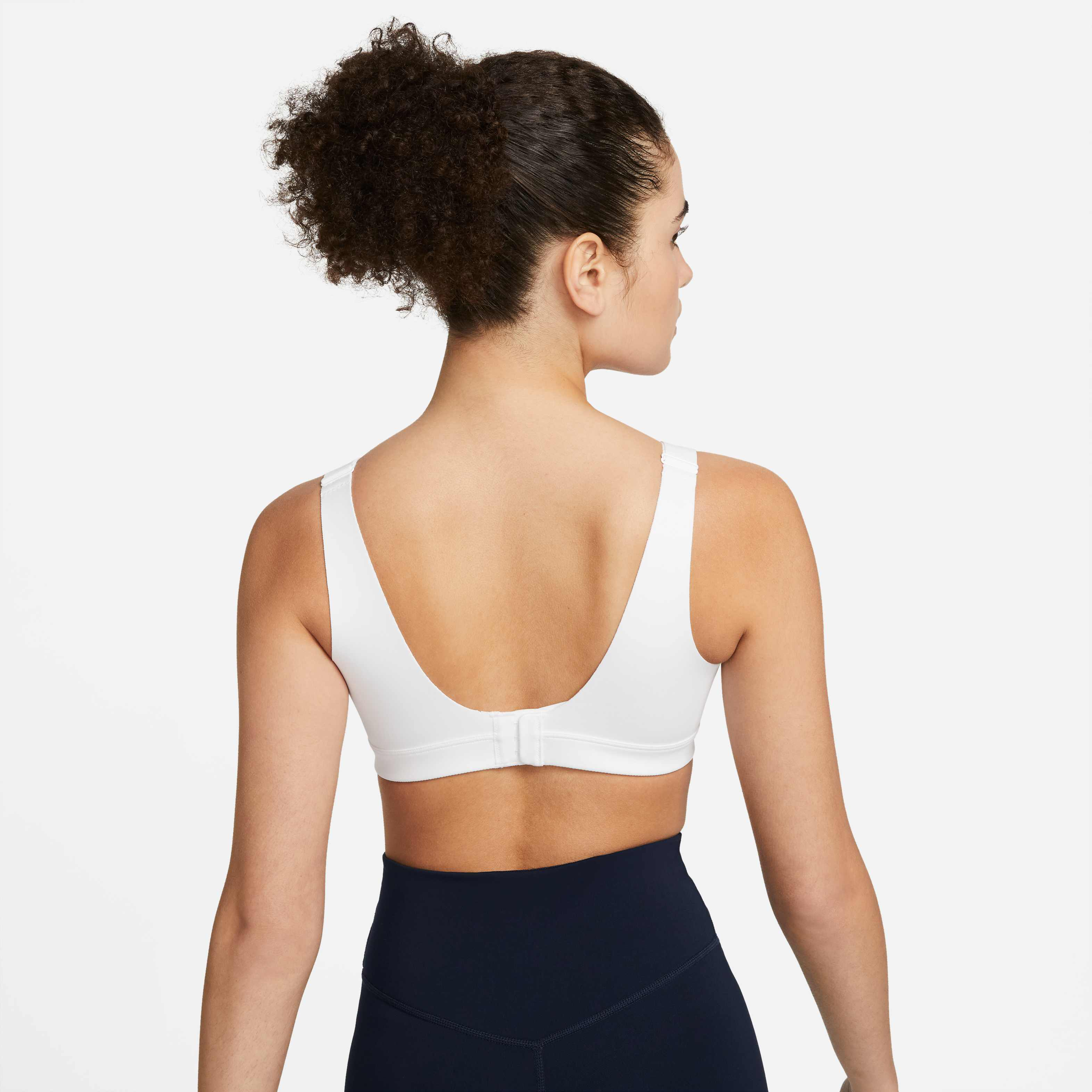 نايكي ألفا image number 1