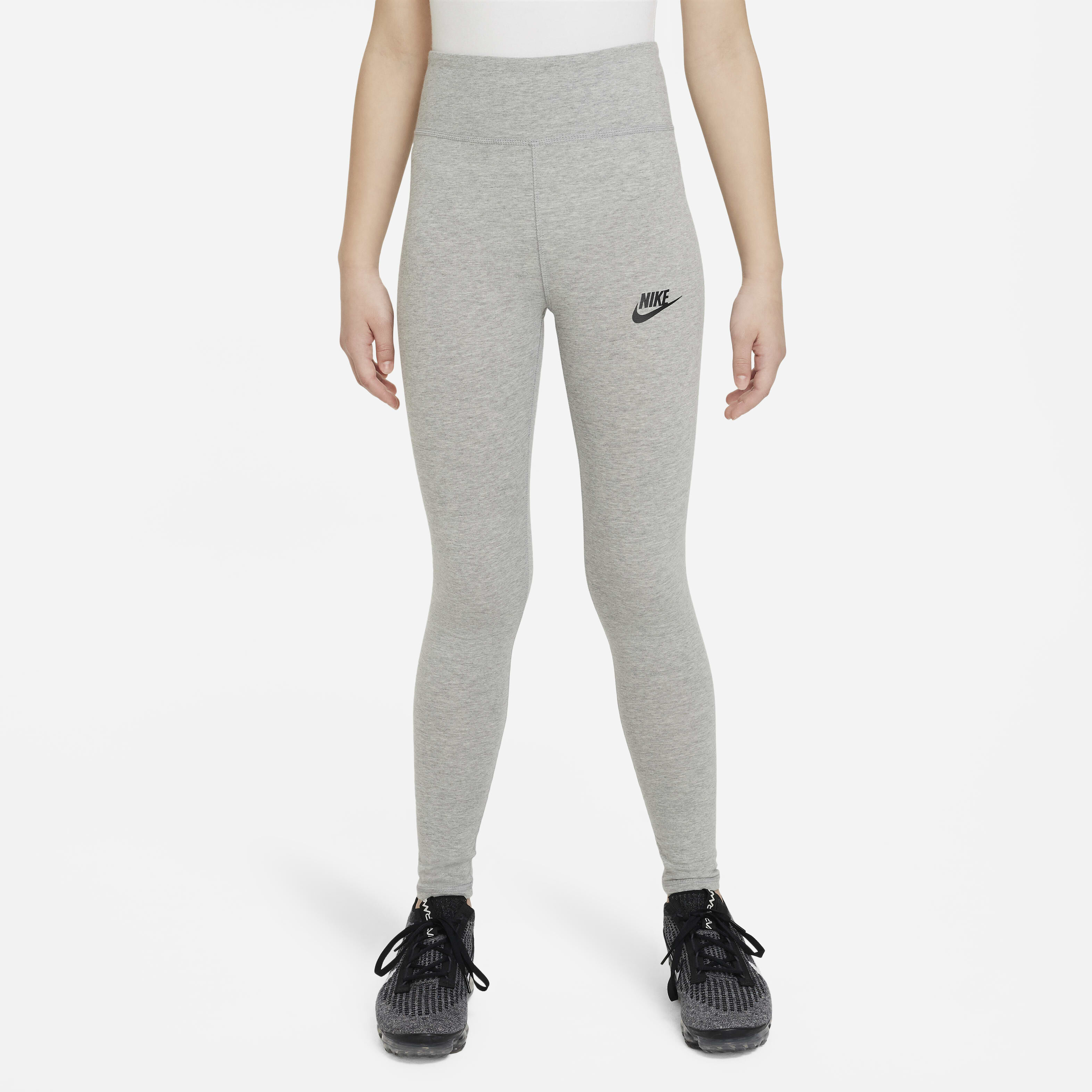 Nike Sportswear Favourites image number 0