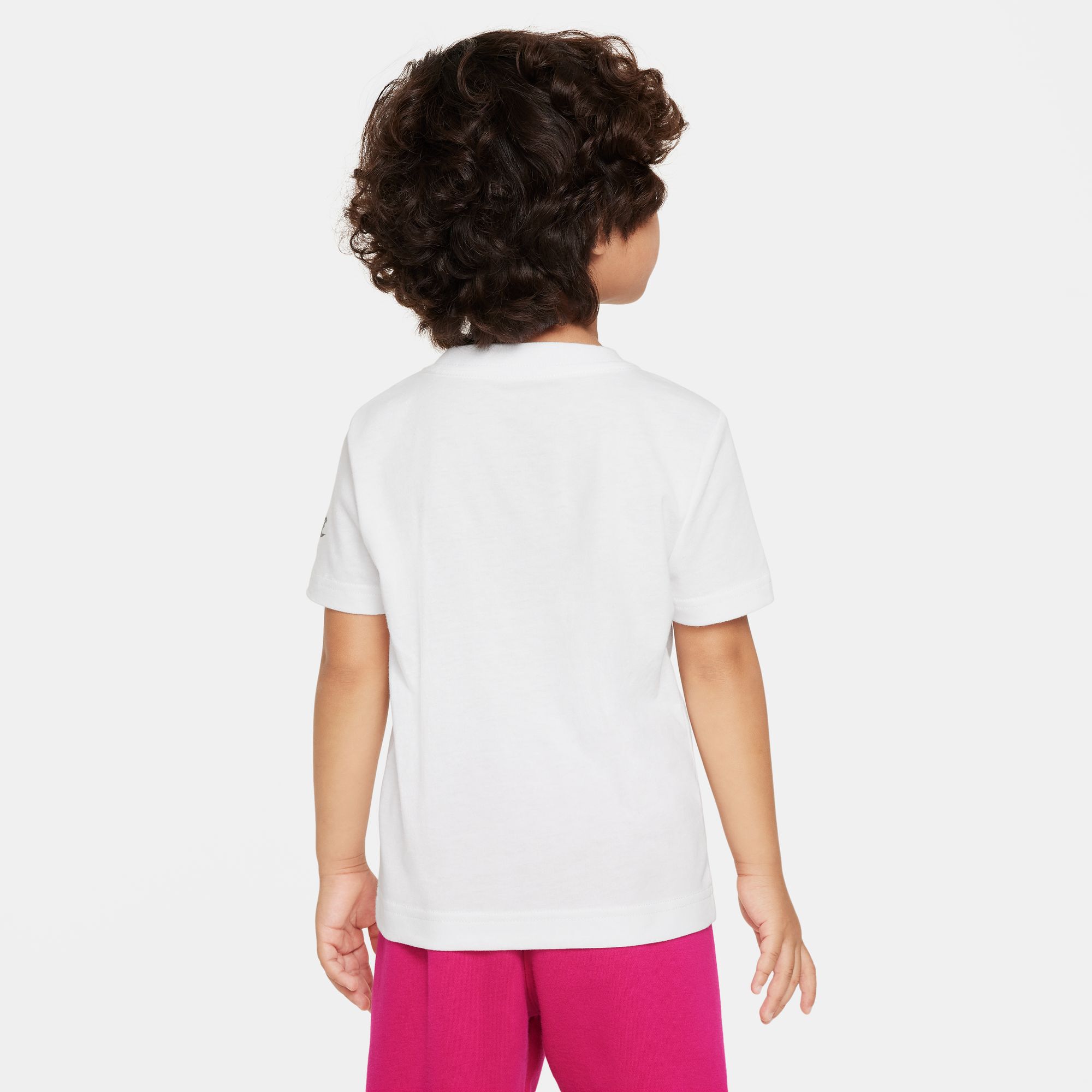 تيشيرت نايكي ويلدرنيس فوتورا image number 3