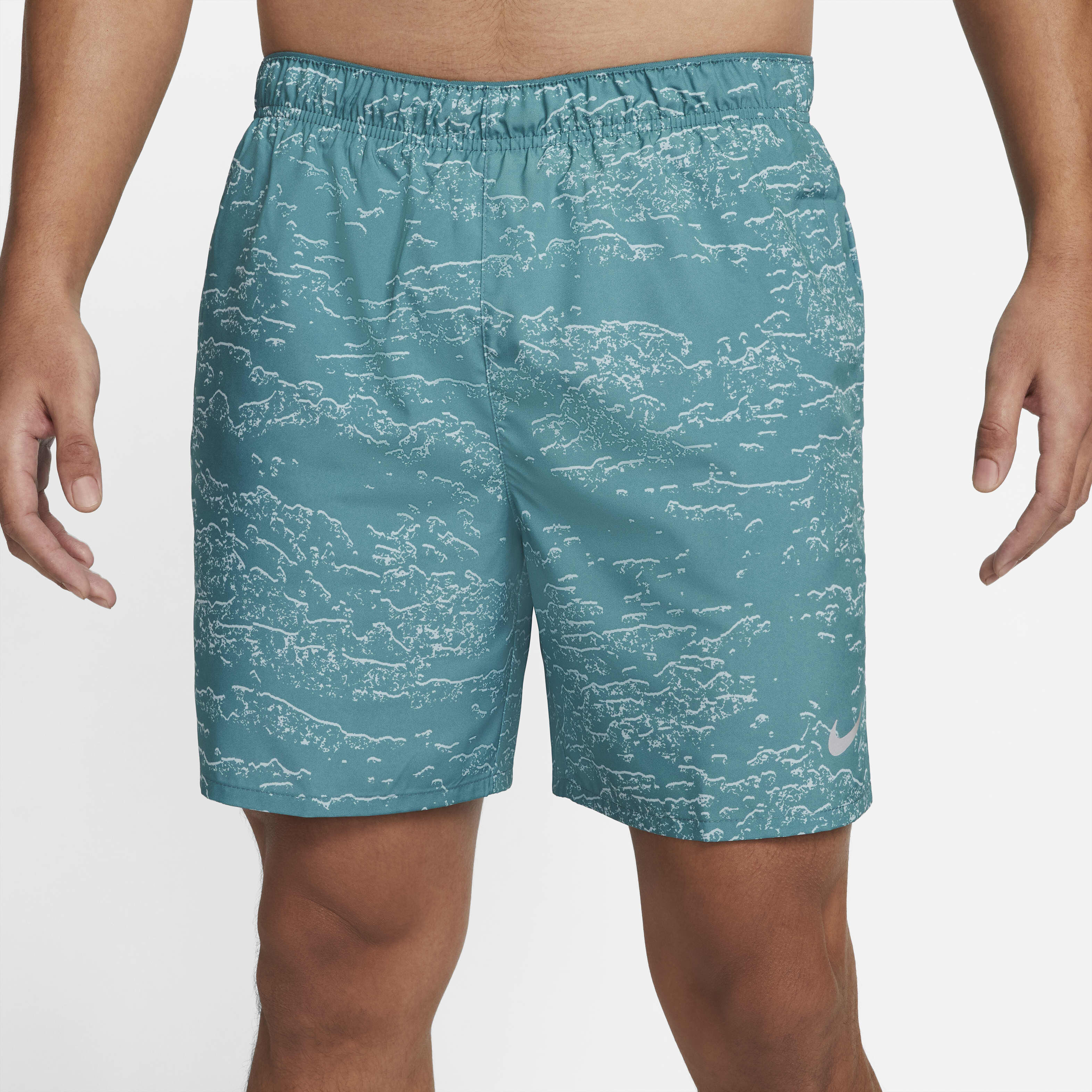 Nike Dri-FIT Run Division Challenger image number 1