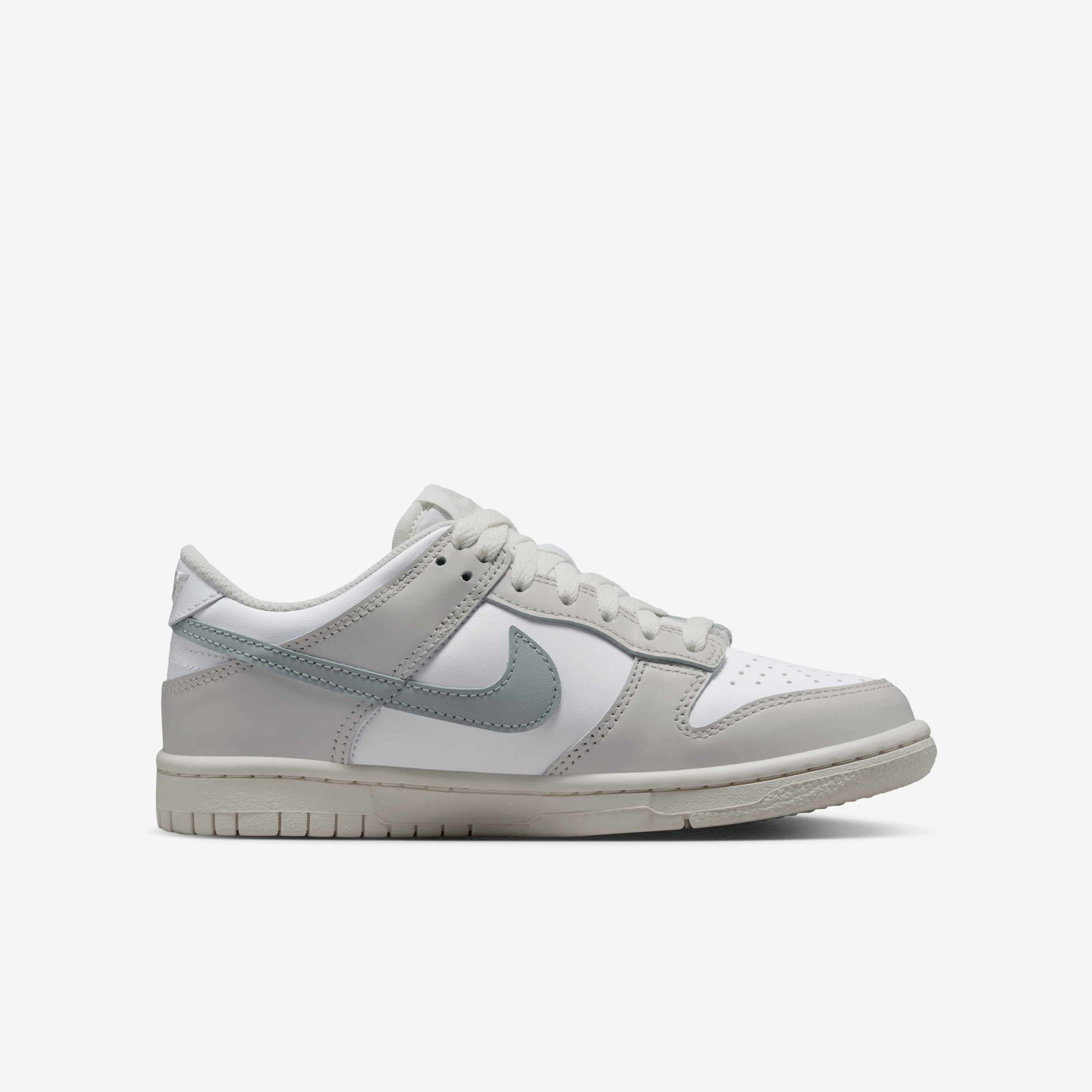Nike Dunk Low image number 2