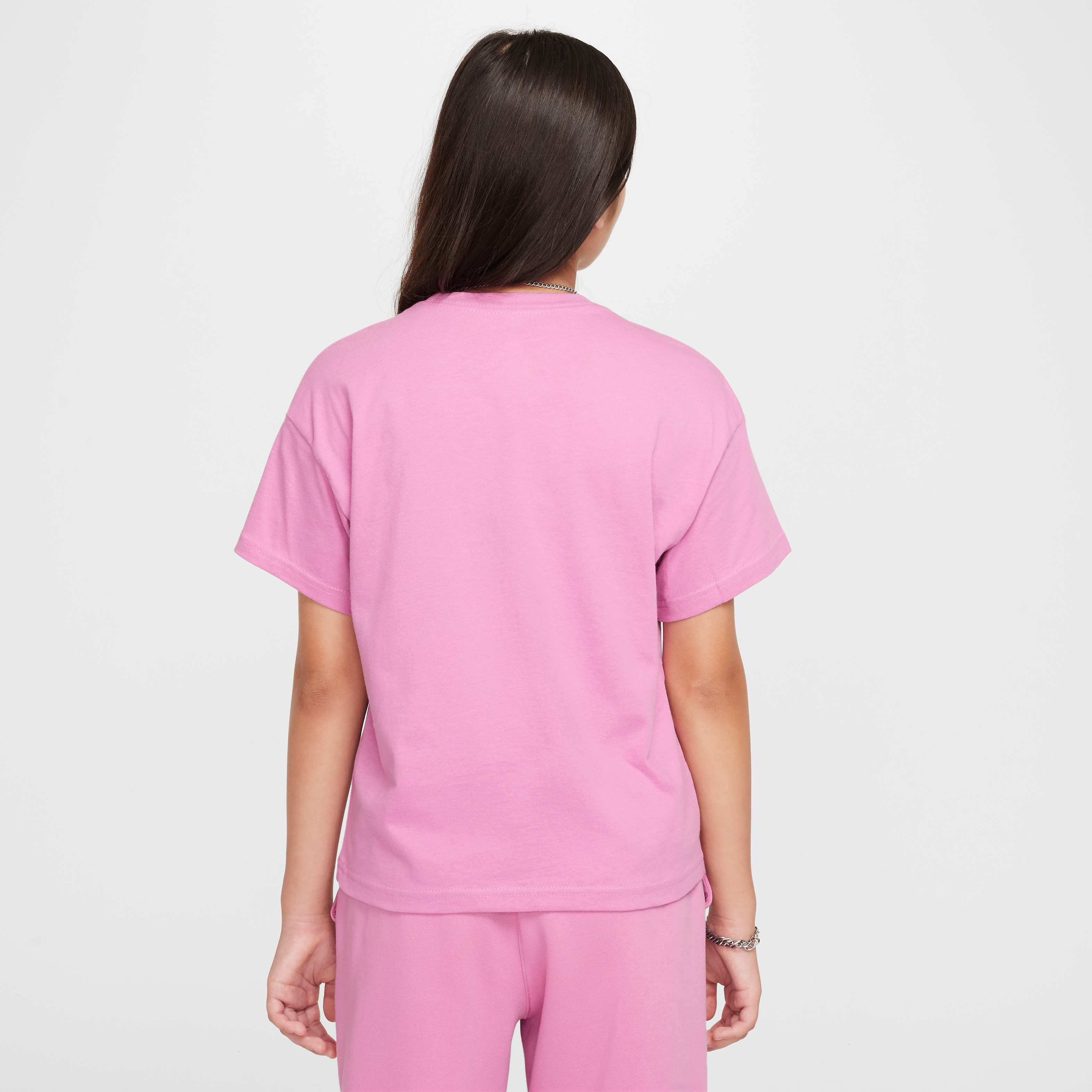 Nike Sportswear Essential image number 1