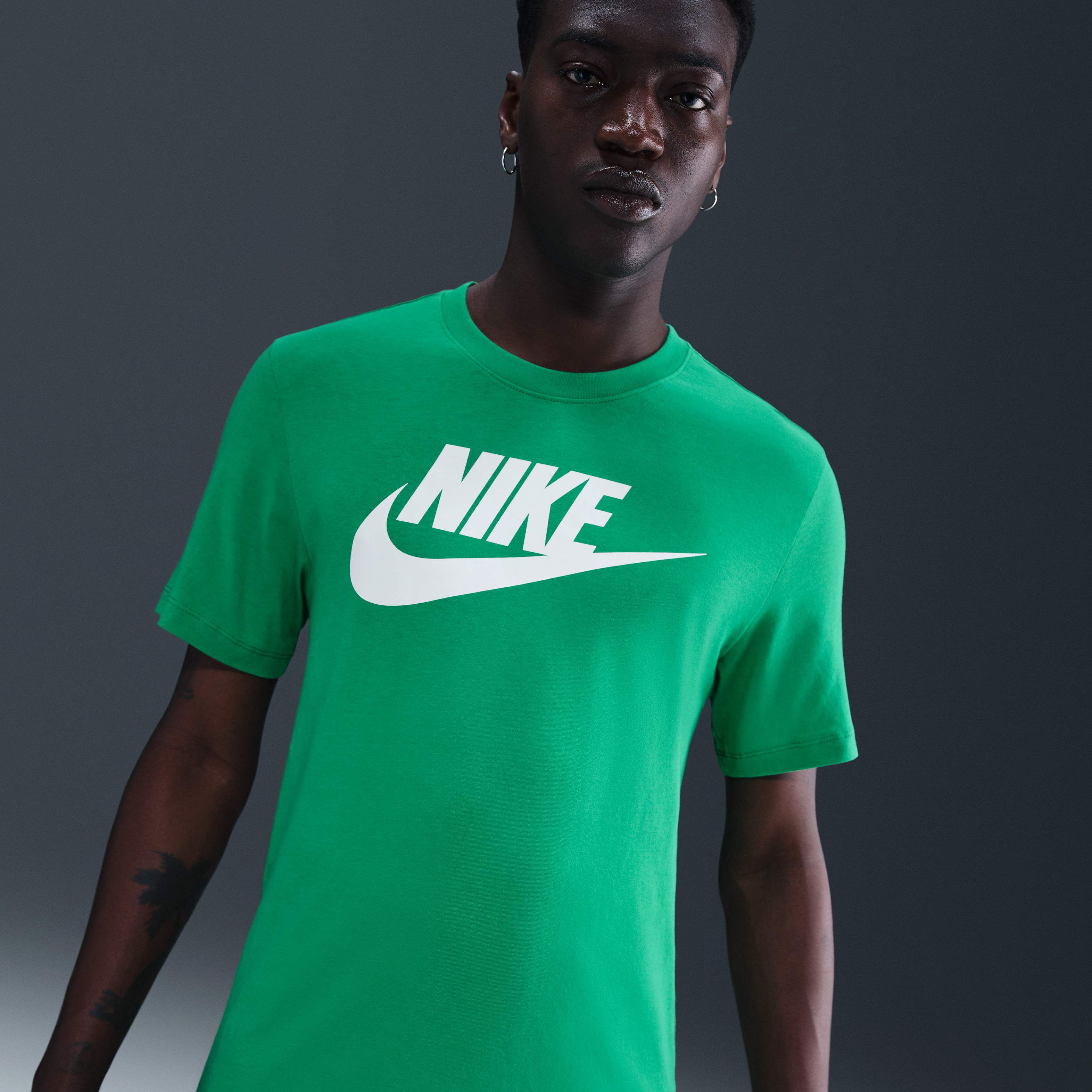 Nike Sportswear image number 0
