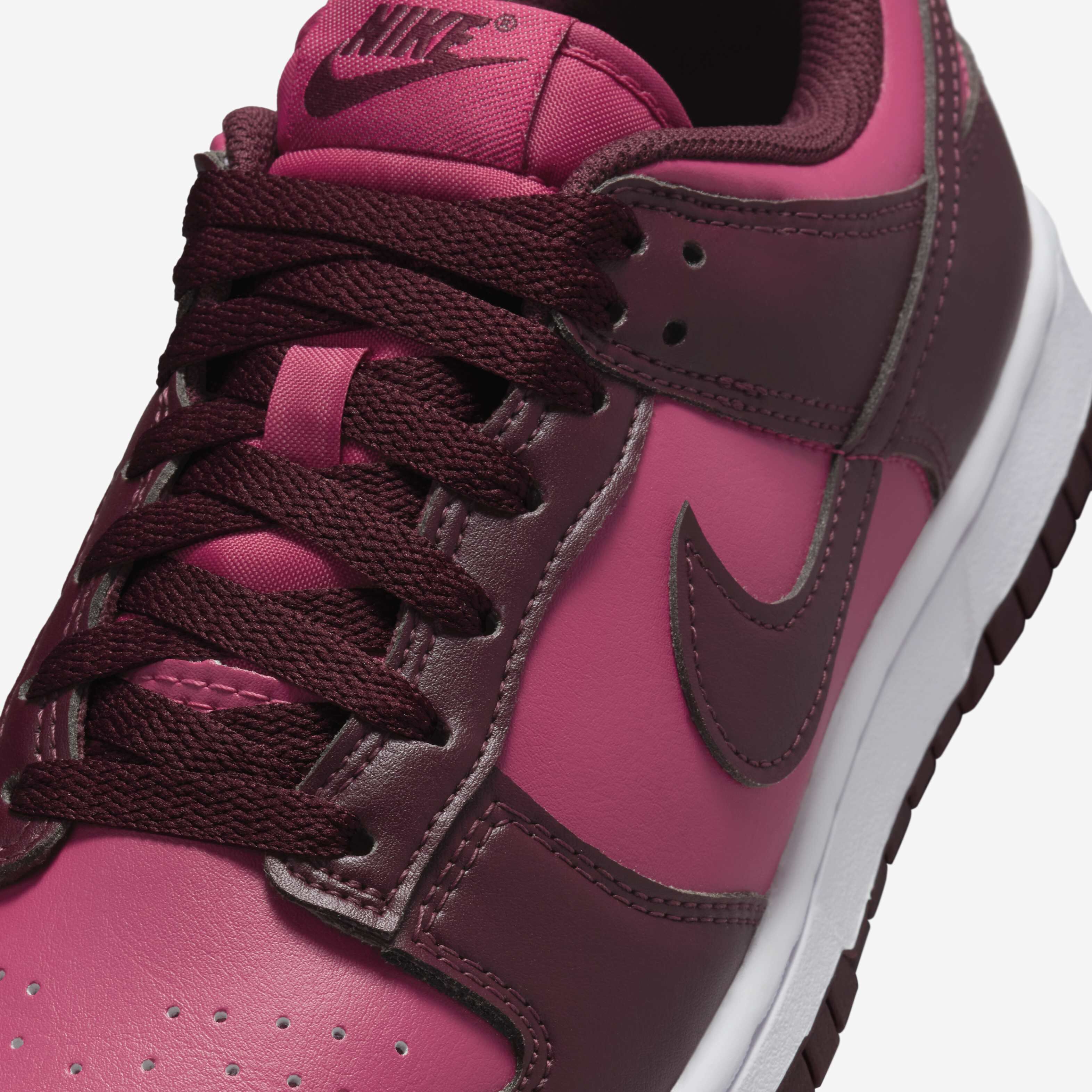 Nike Dunk Low image number 6