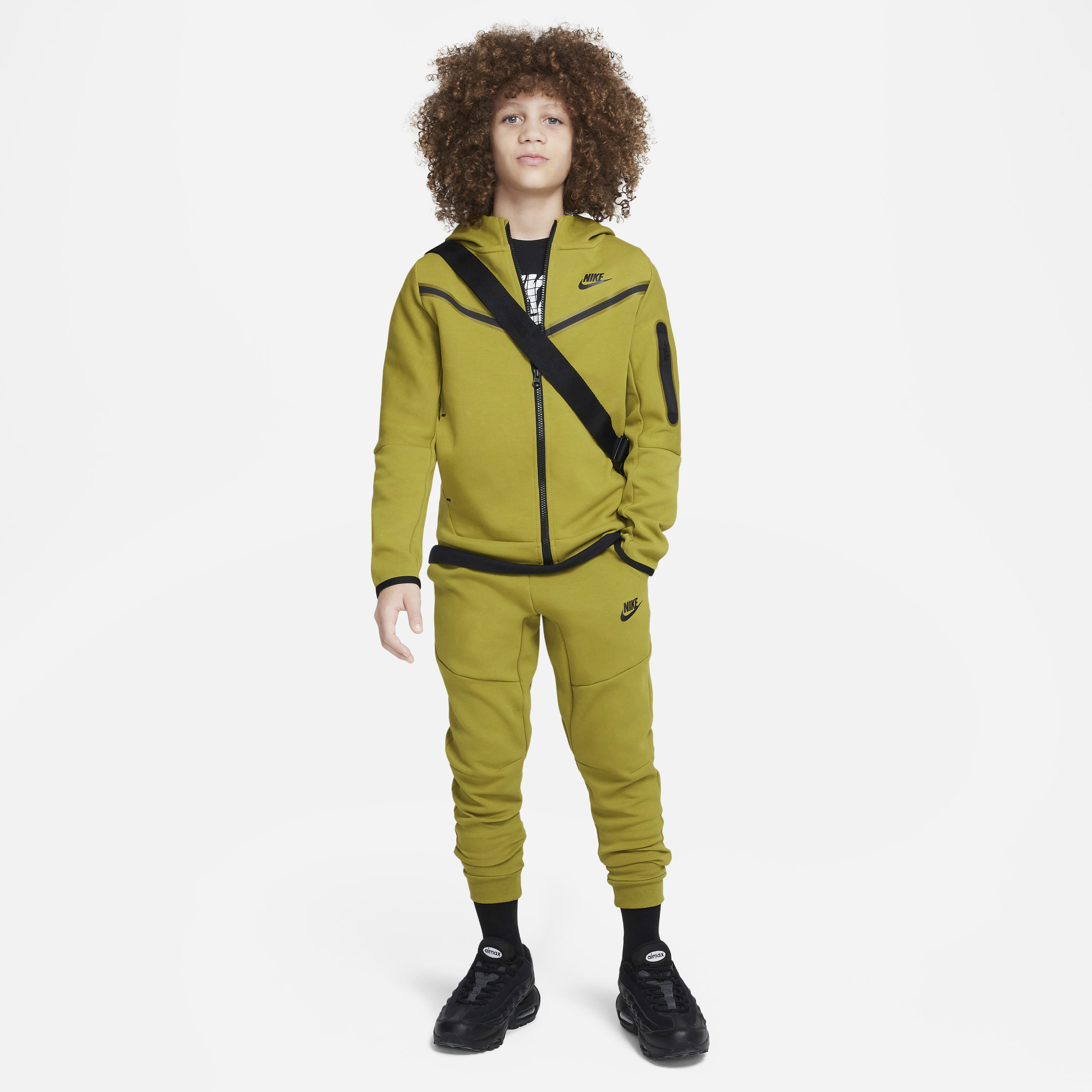 نايكي سبورتسوير تك فليس   image number 4