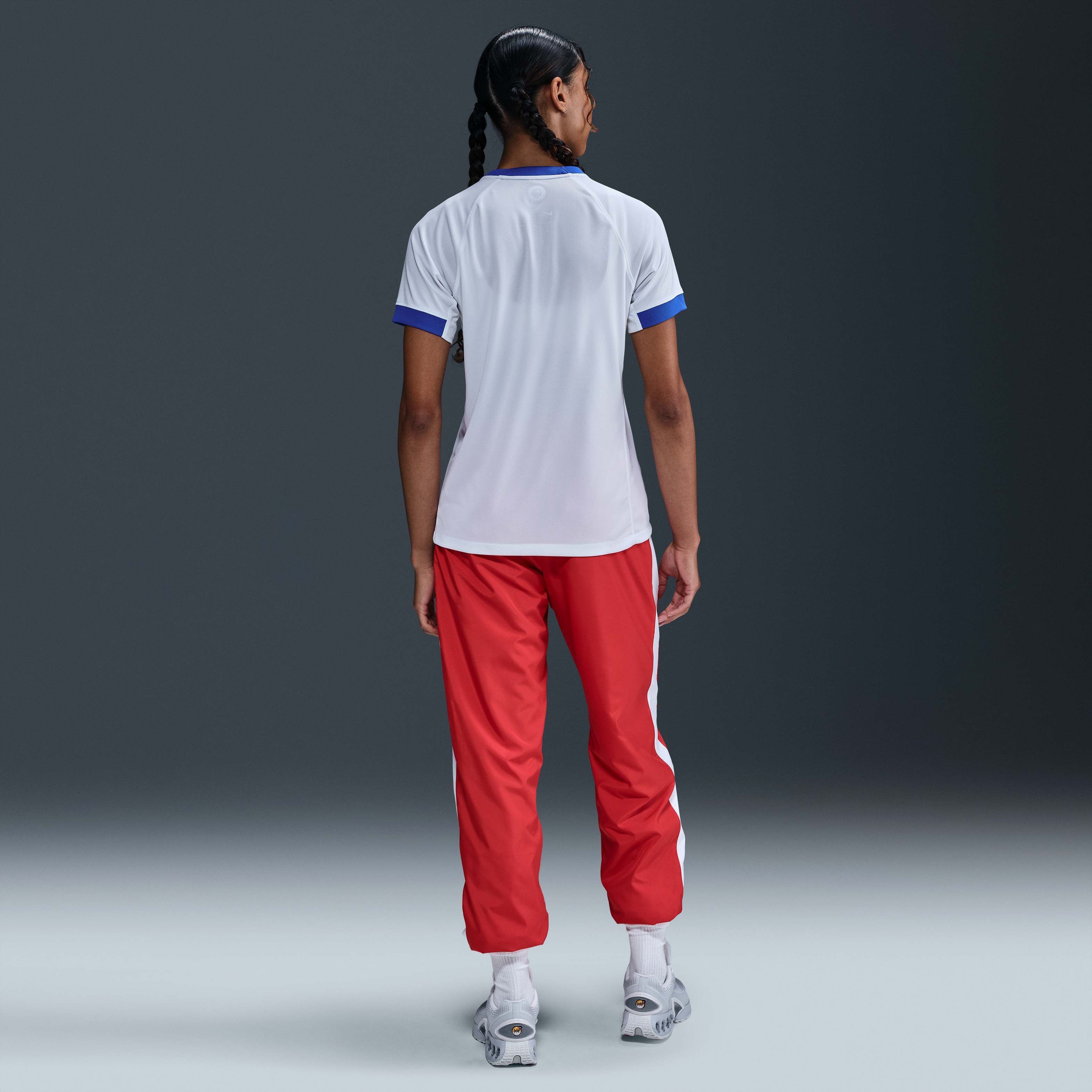 إنجلترا 2025 ستيديوم الأساسي (منتخب النساء) image number 4