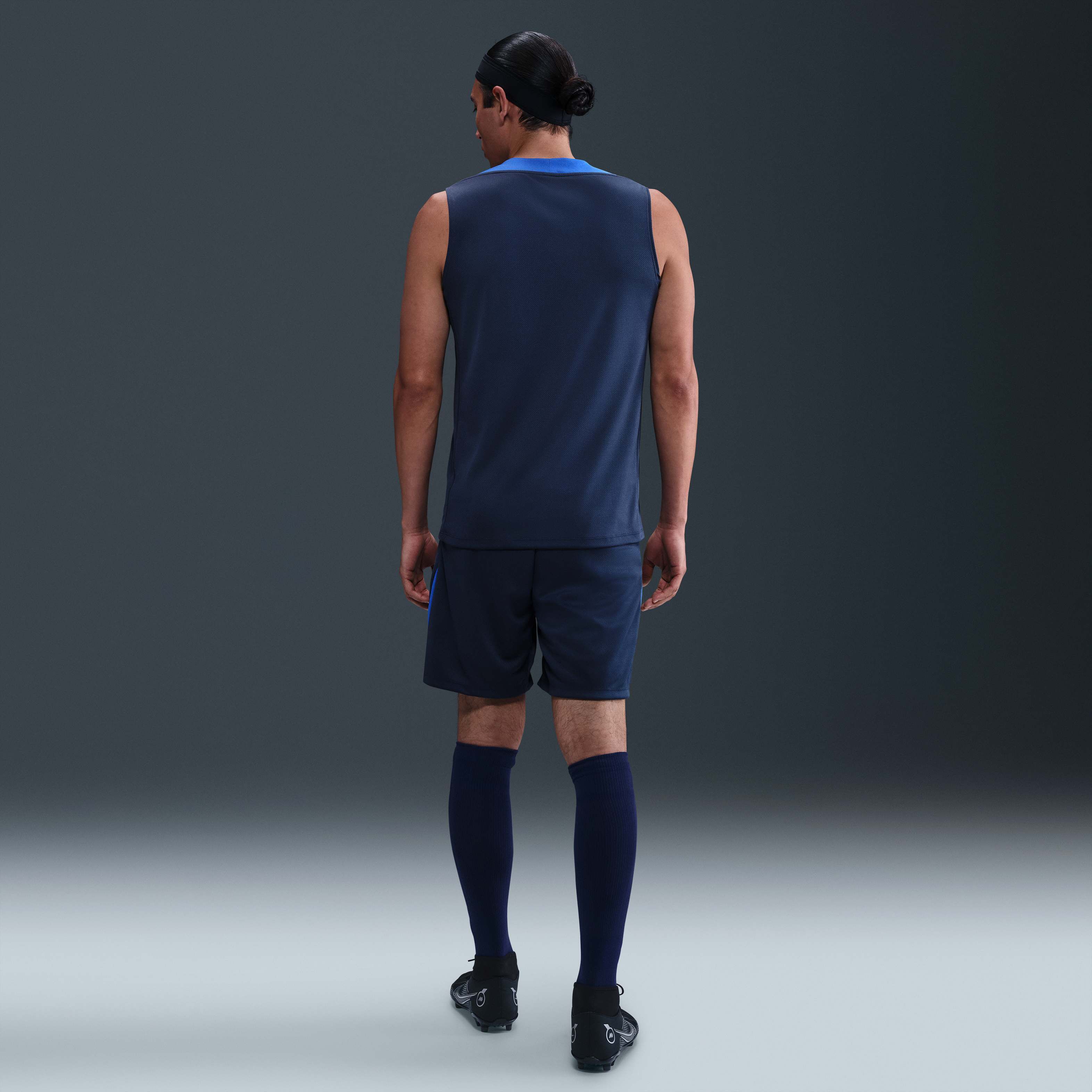 Paris Saint-Germain Strike image number 4