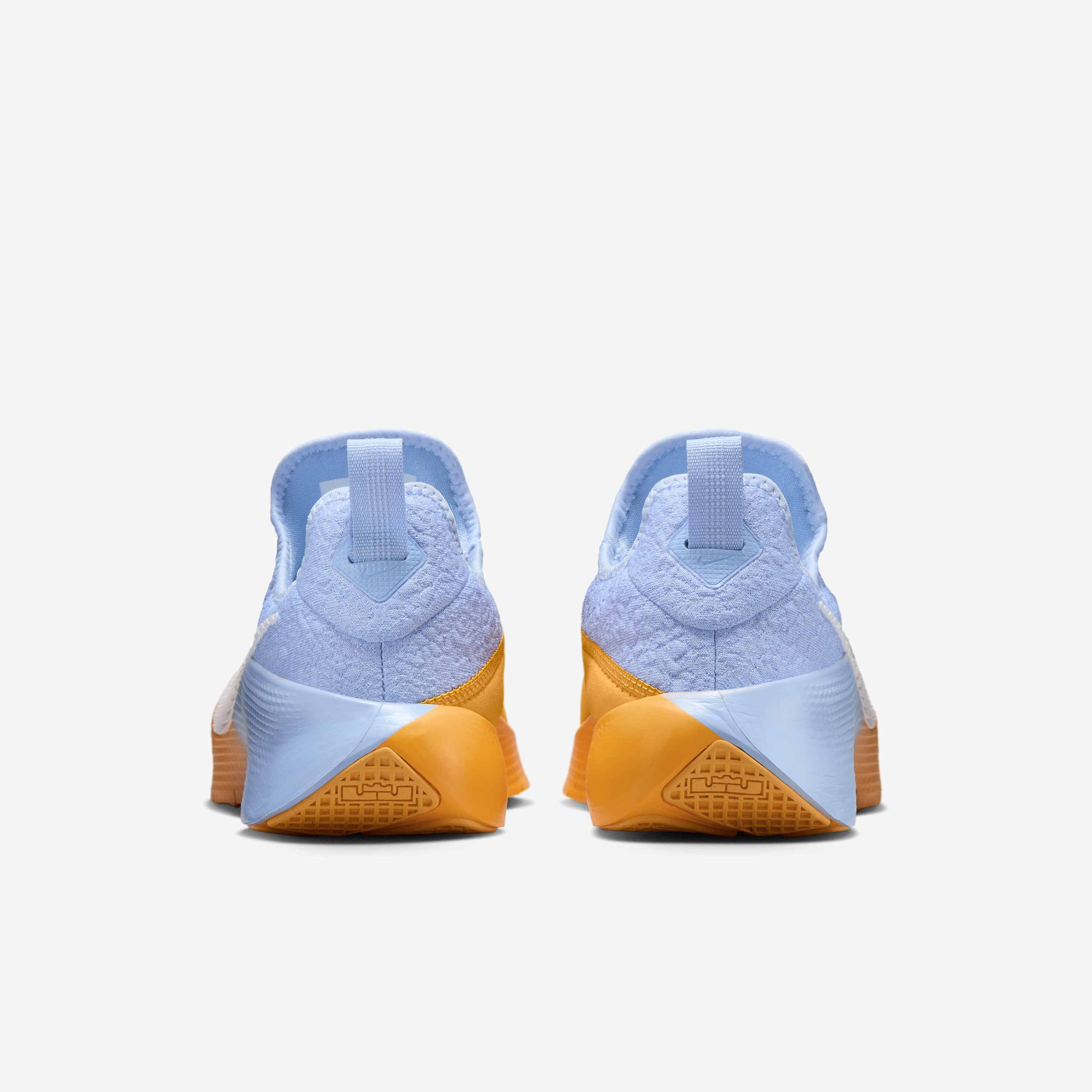 ليبرون تي ار 1 image number 5