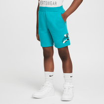 Nike Sportswear "Outside the Lines"