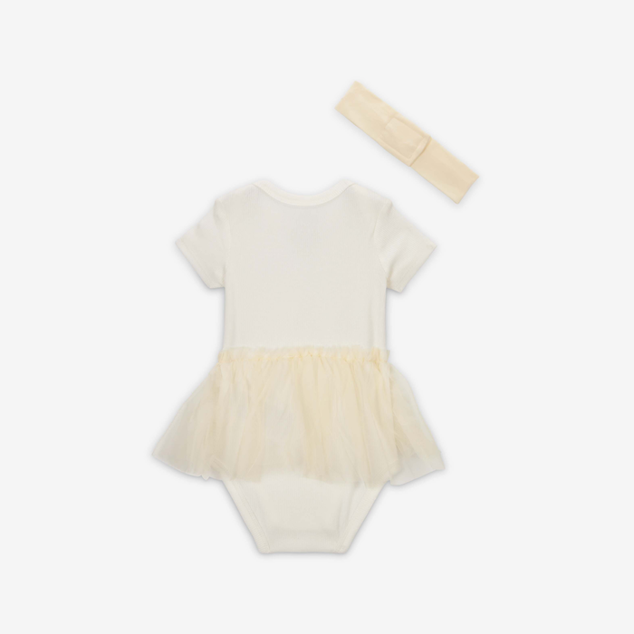 Jordan image number 1 Jordan image number 1