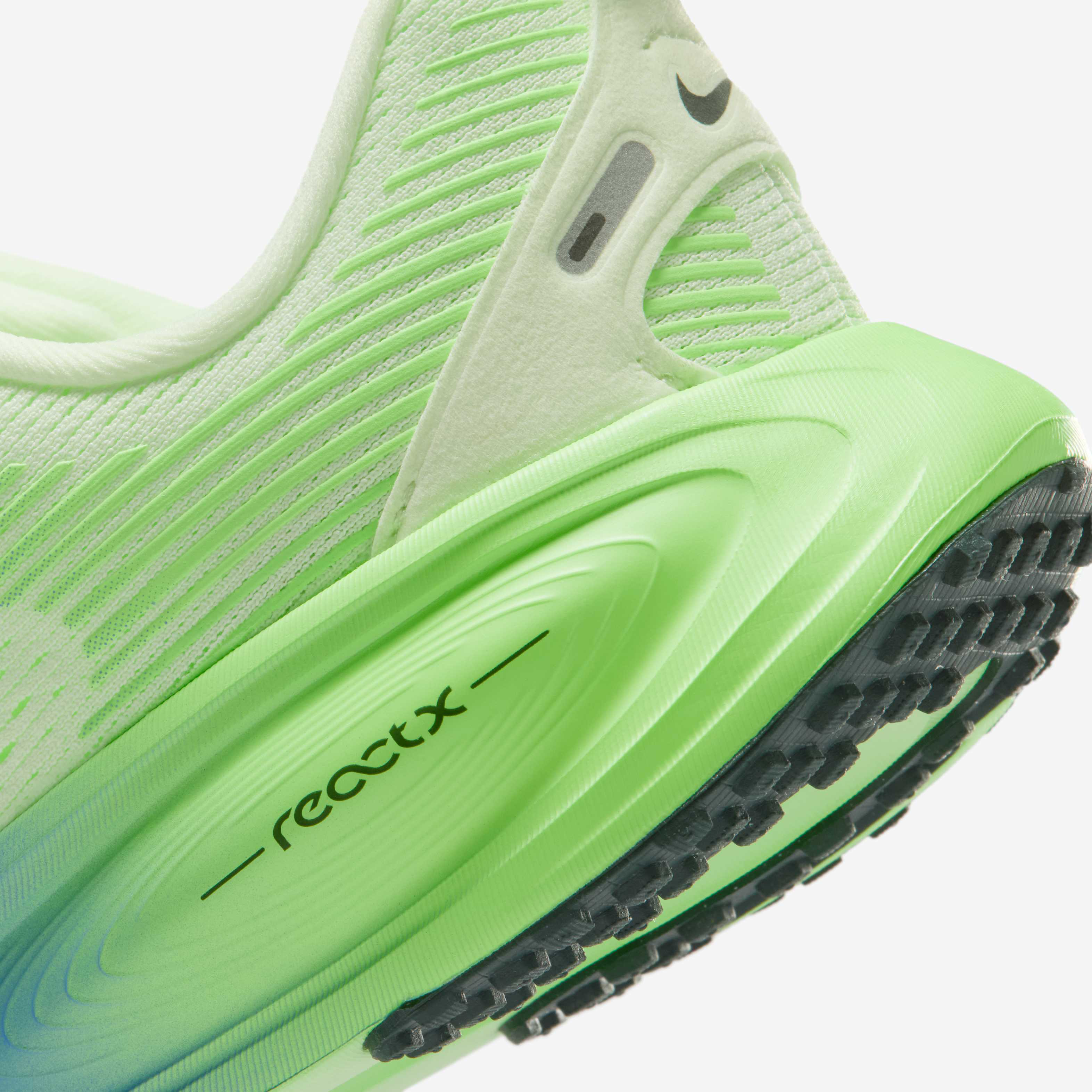 نايكي فوميرو 18 image number 7