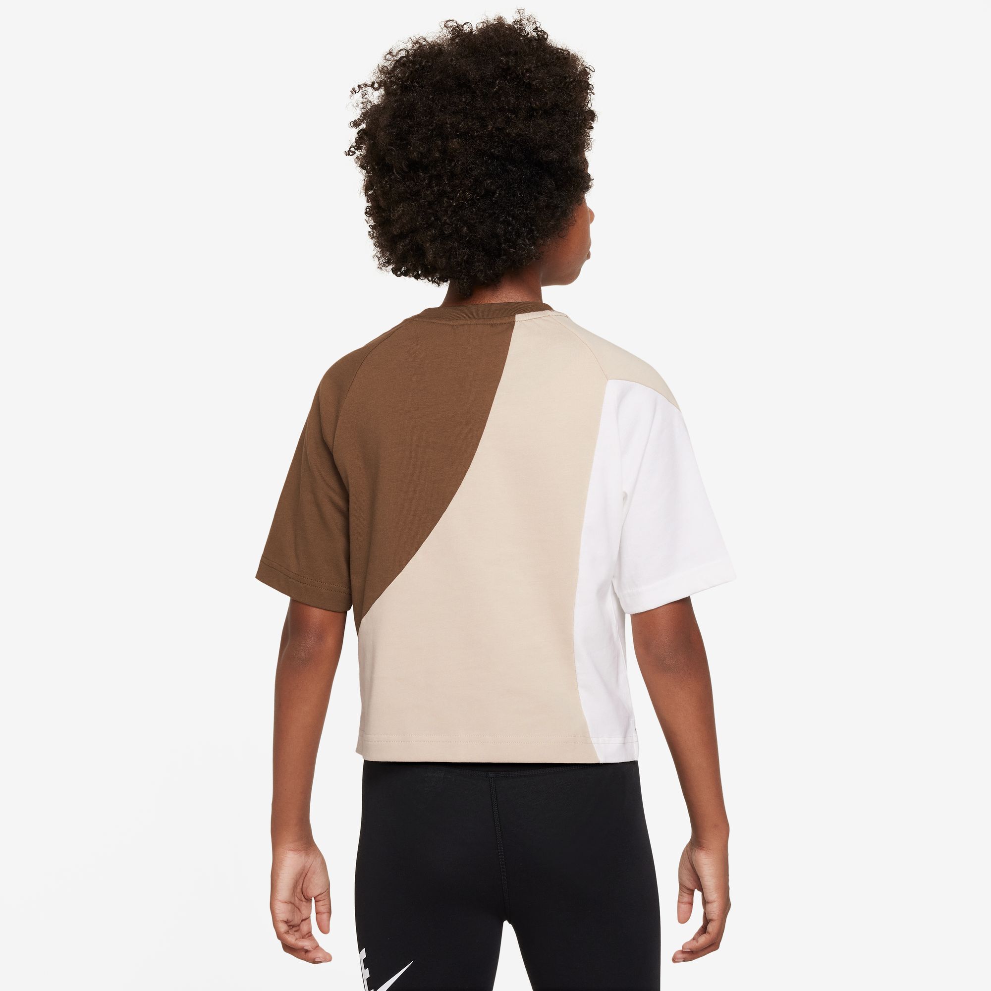 نايكي سبورتسوير image number 2