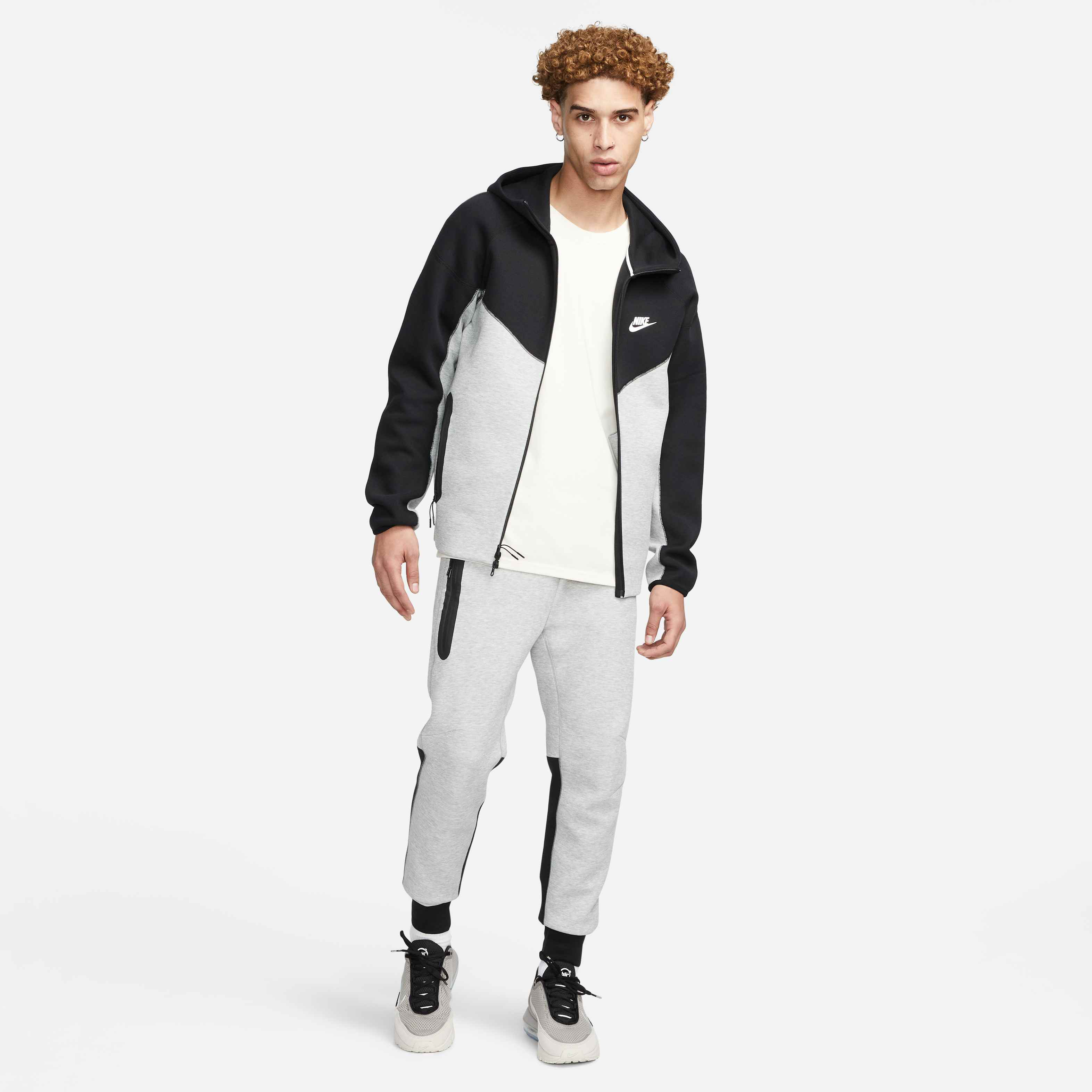 Nike Sportswear Tech Fleece image number 9