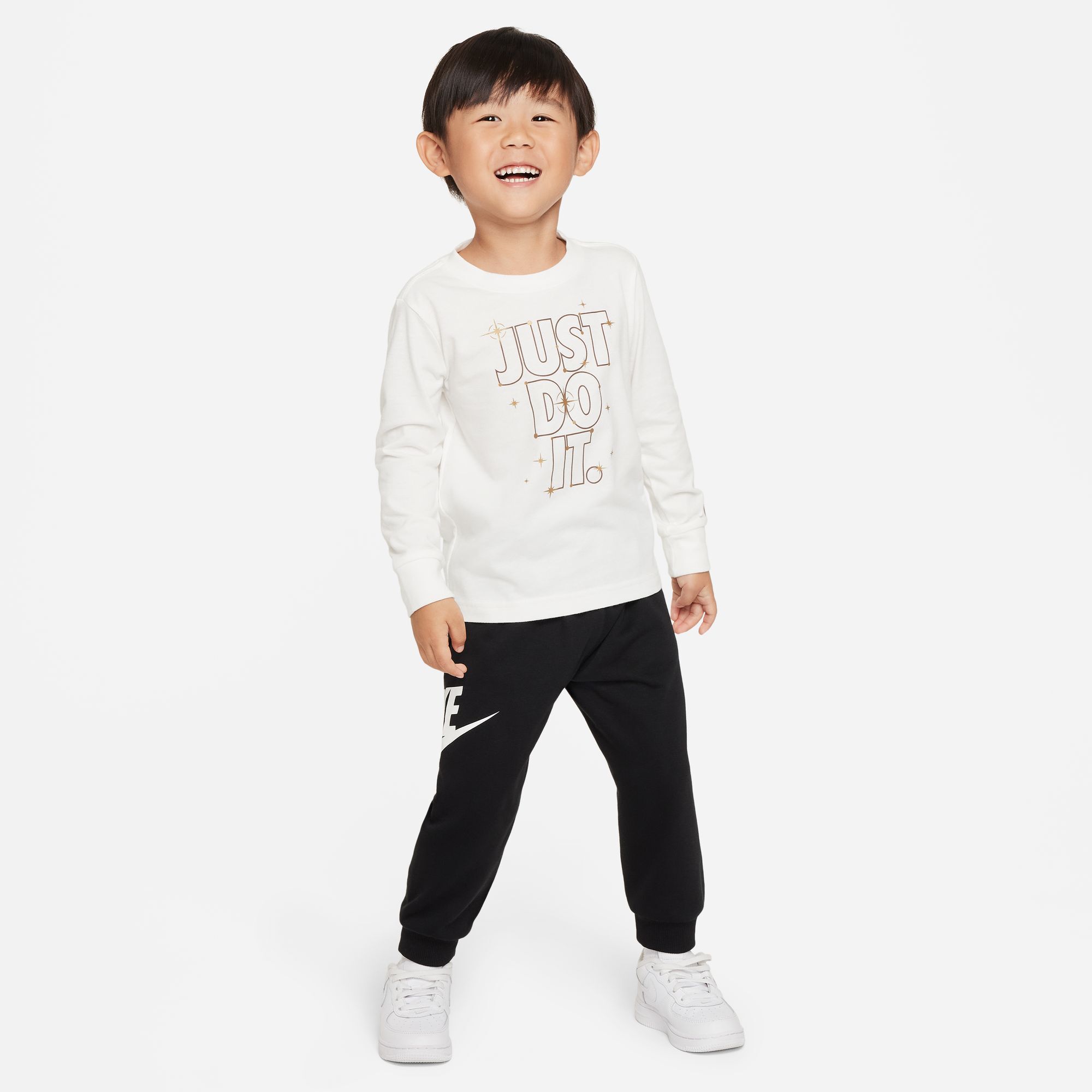 تيشيرت نايكي شاين بأكمام طويلة image number 3