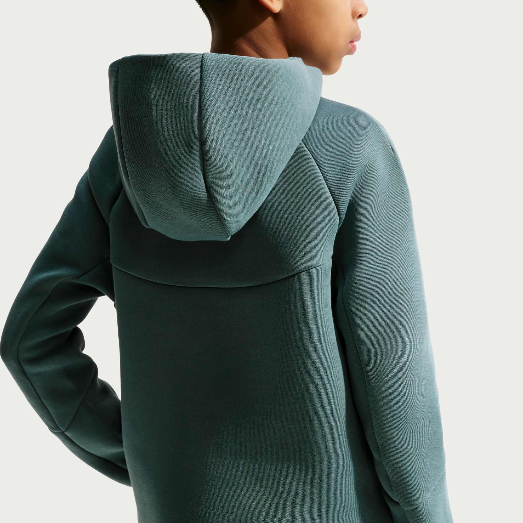 Nike Sportswear Tech Fleece image number 3
