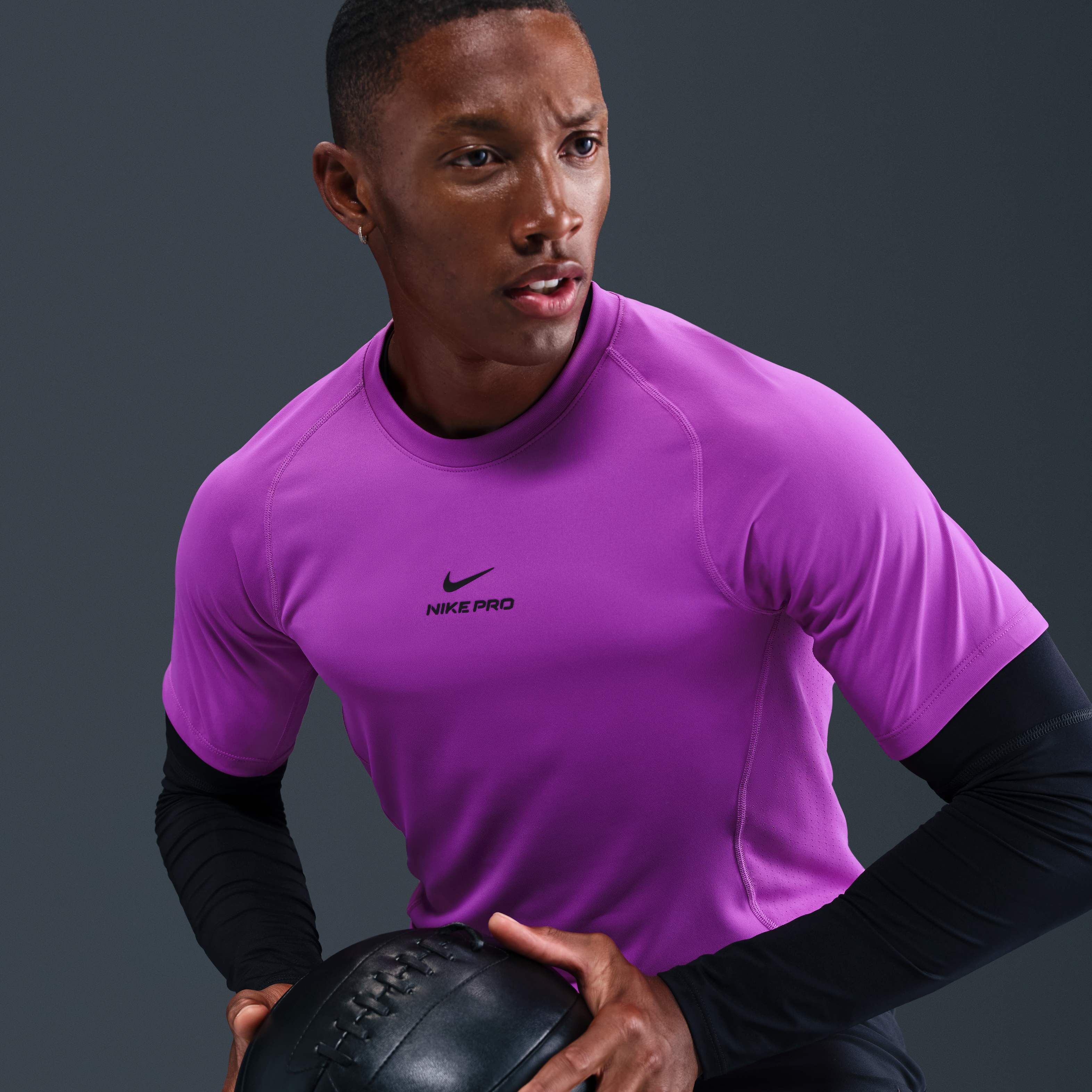 Nike Pro Training image number 2