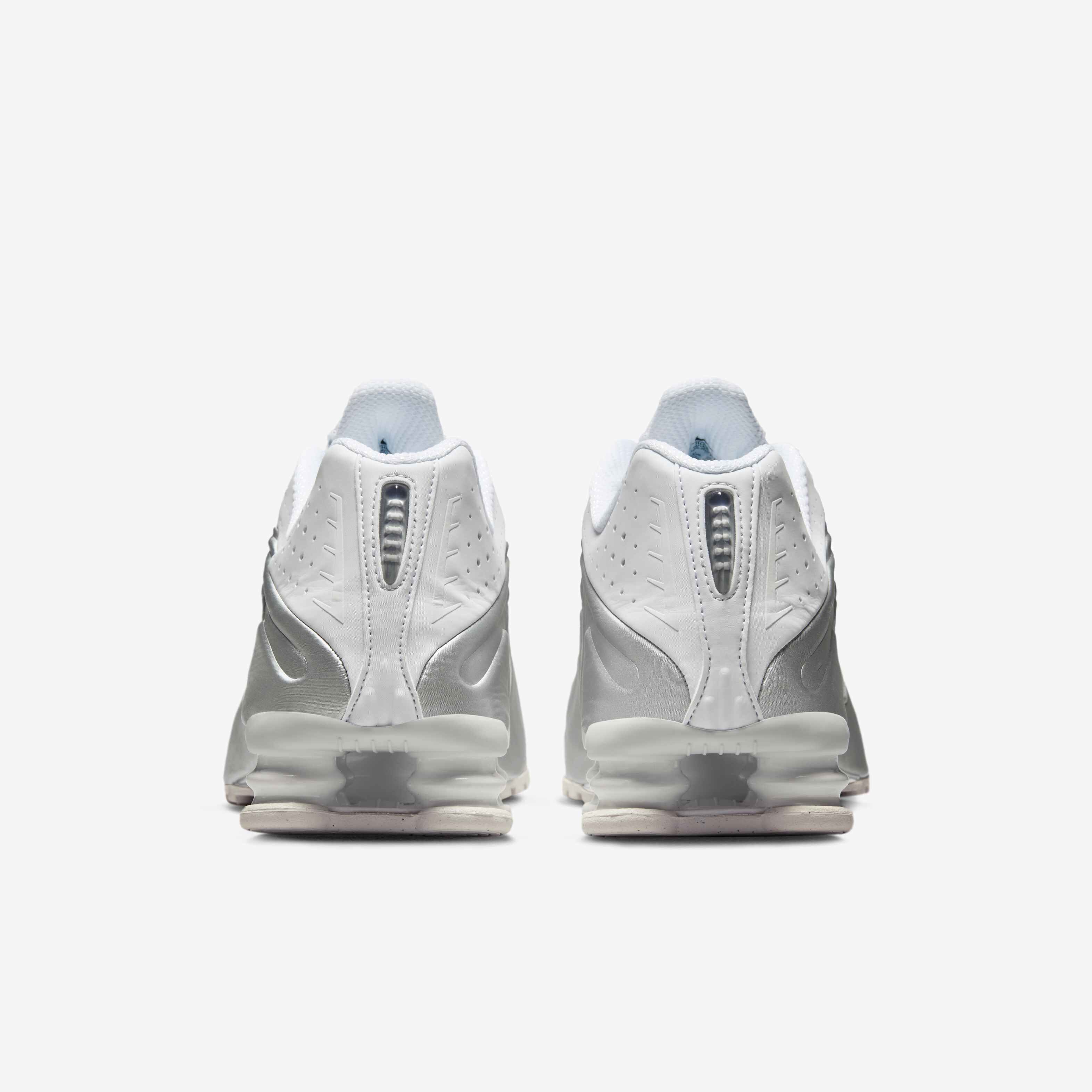 Nike Shox R4 image number 5