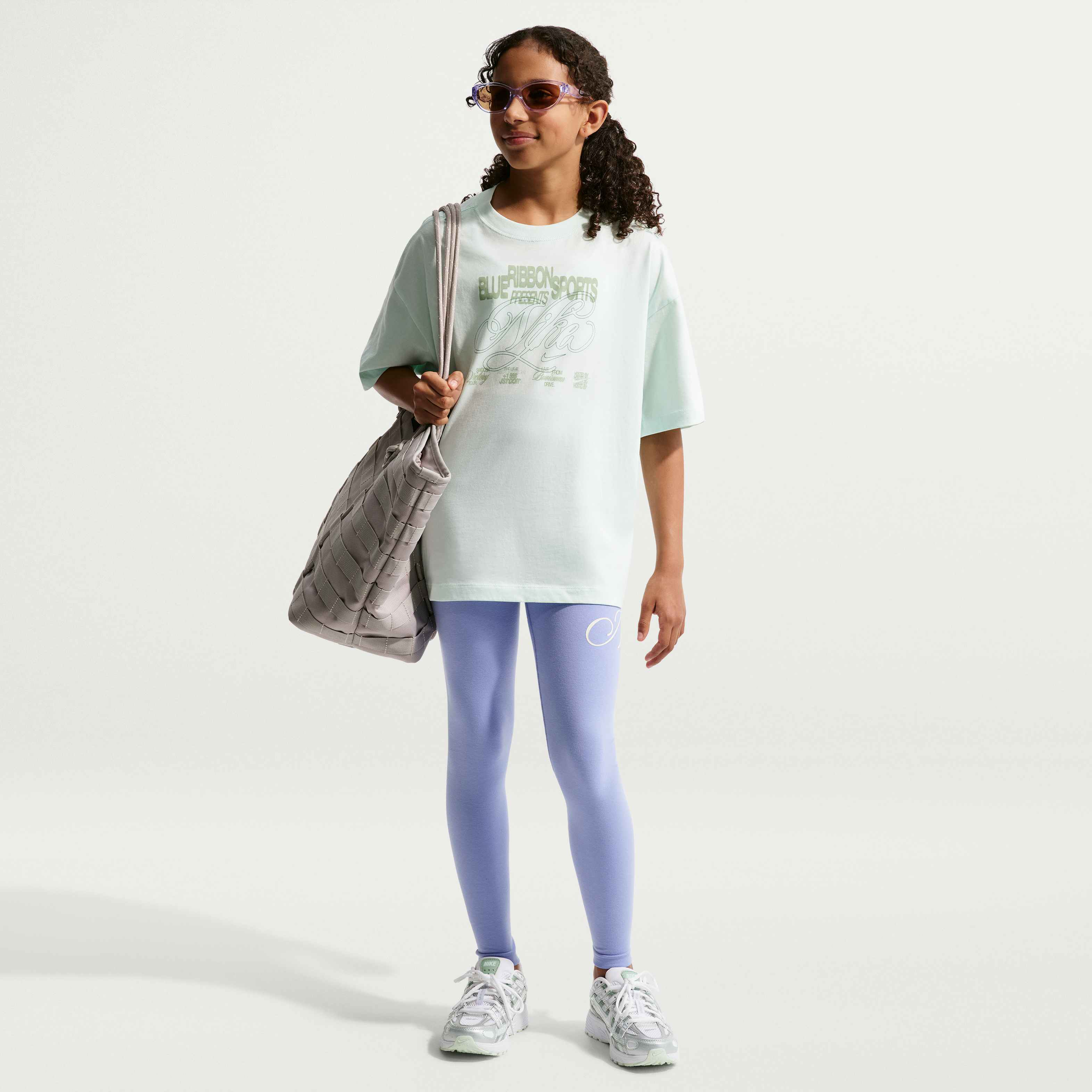 Nike Sportswear Classic image number 0