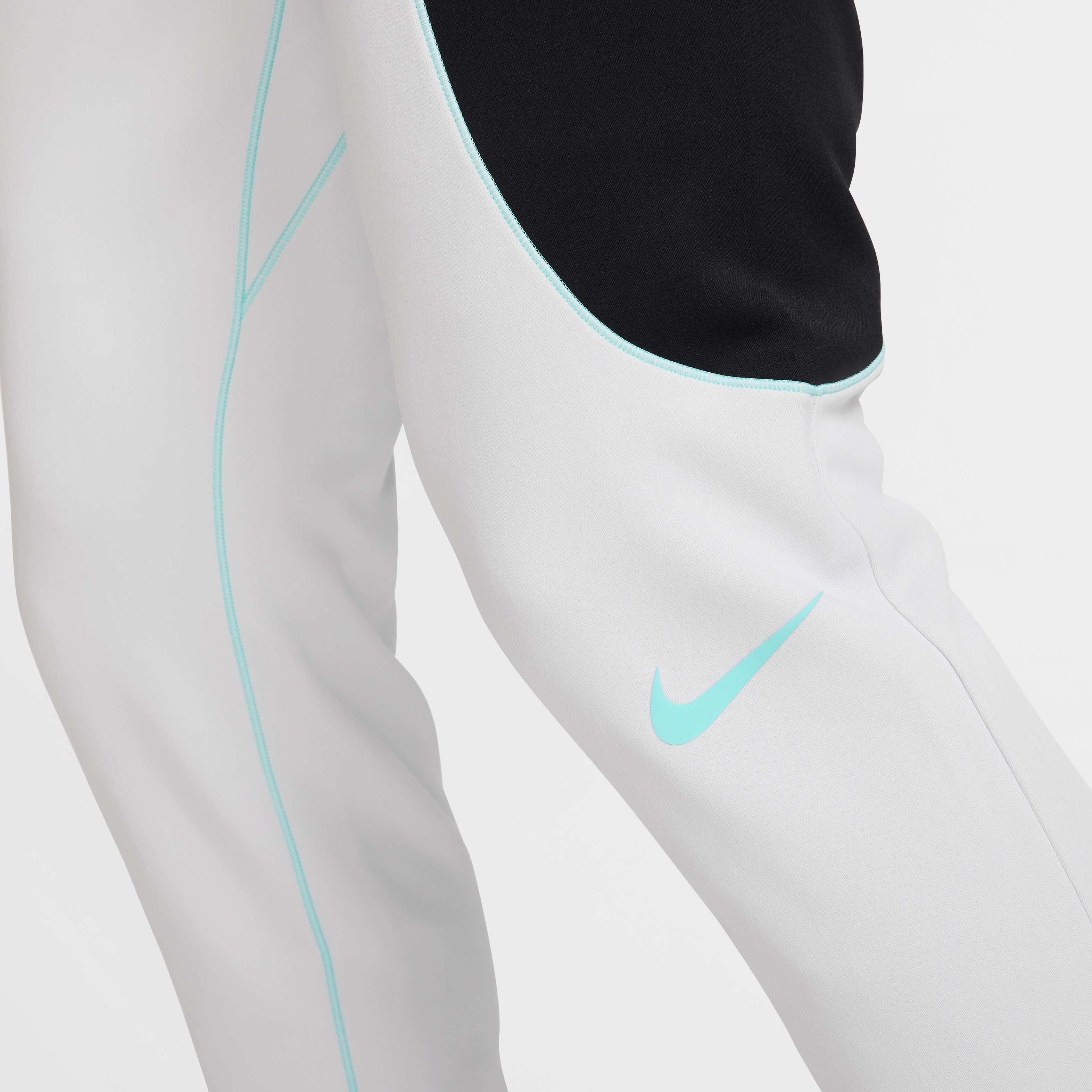 Nike Strike+ image number 7