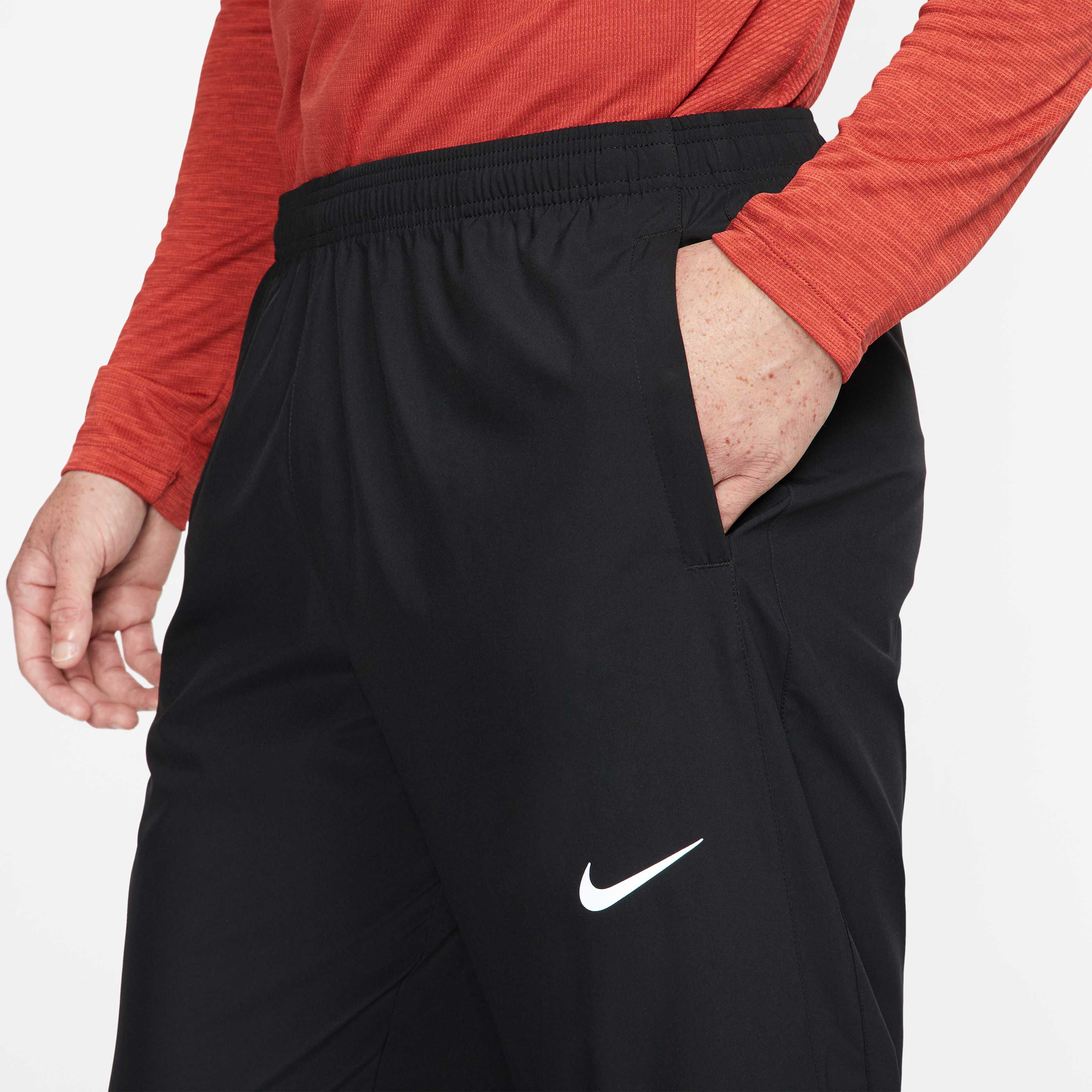 Nike image number 2