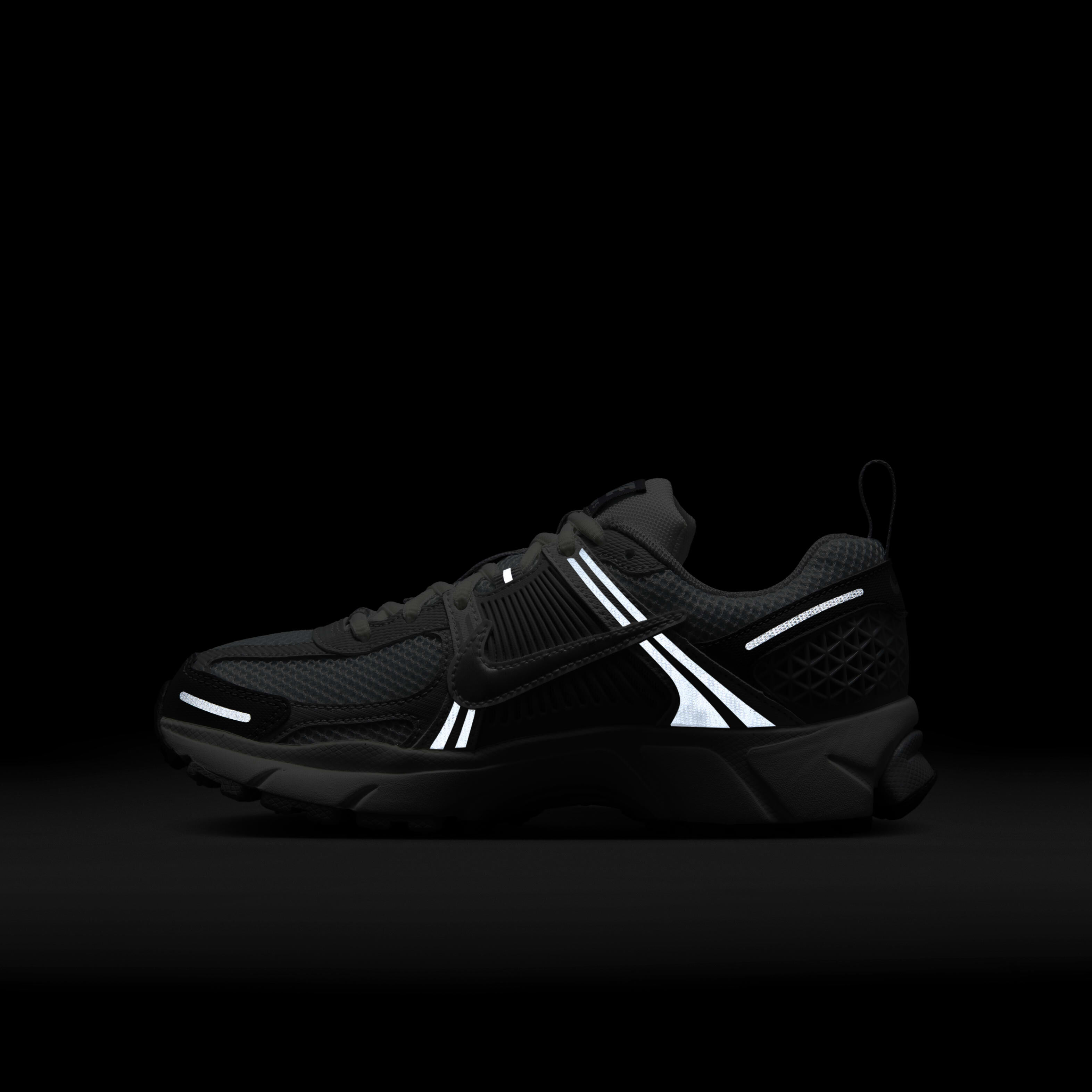 Nike Vomero 5 image number 11