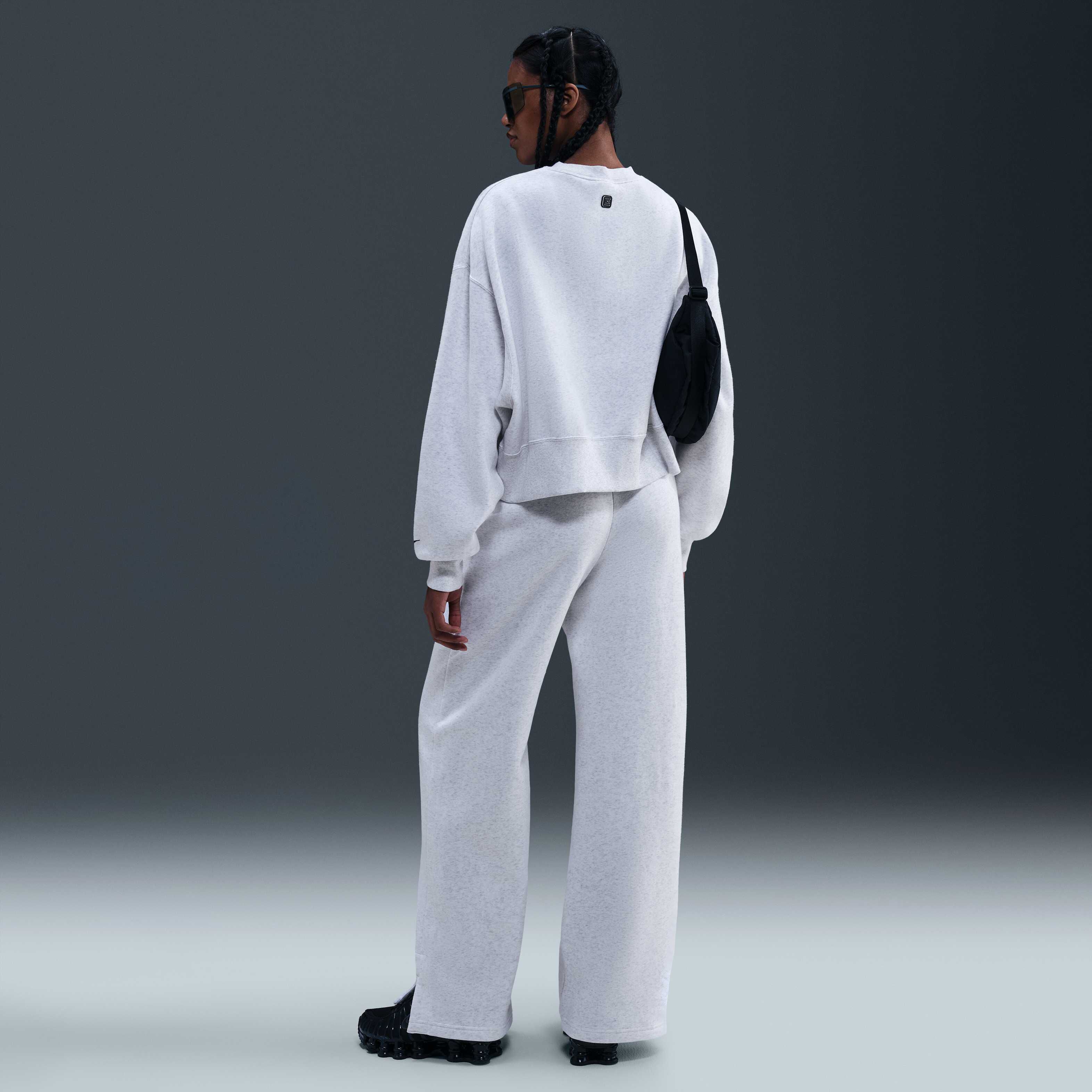 Nike Sportswear Phoenix Fleece Shox image number 4