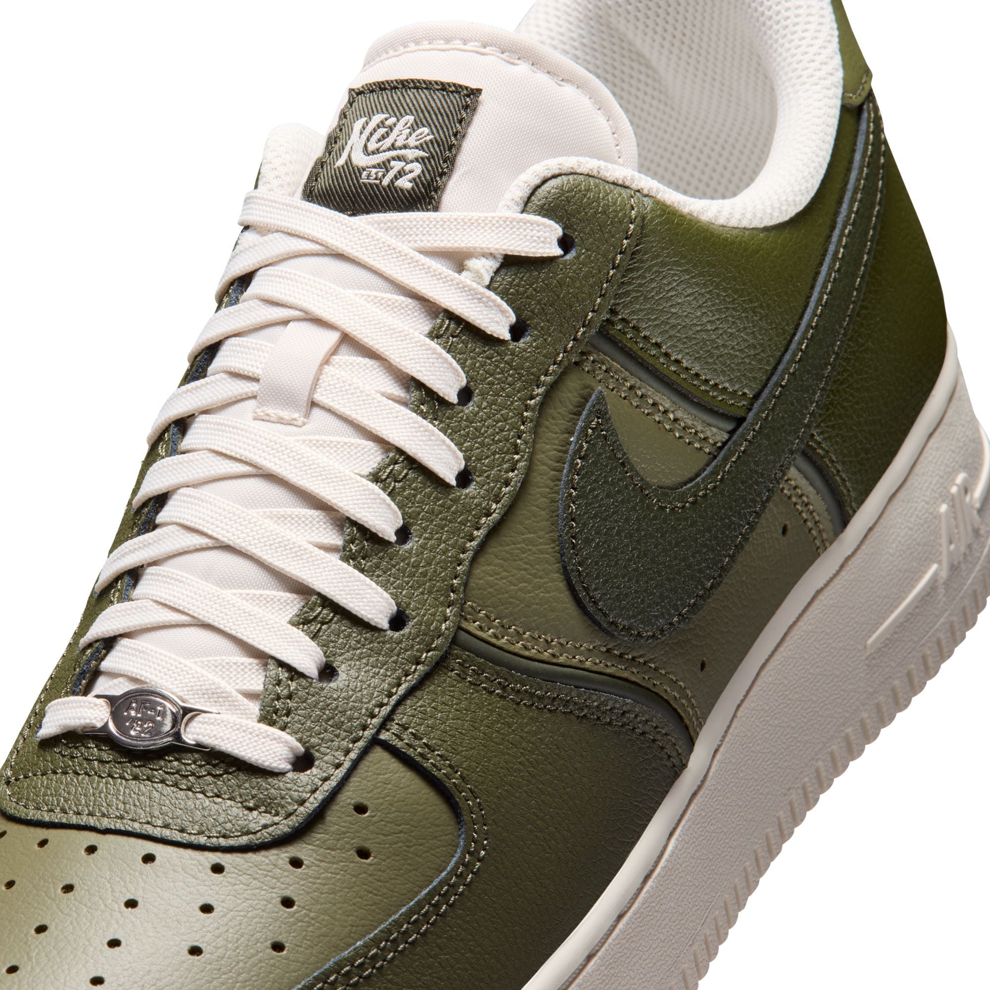 Nike Air Force 1 '07 LV8  image number 9