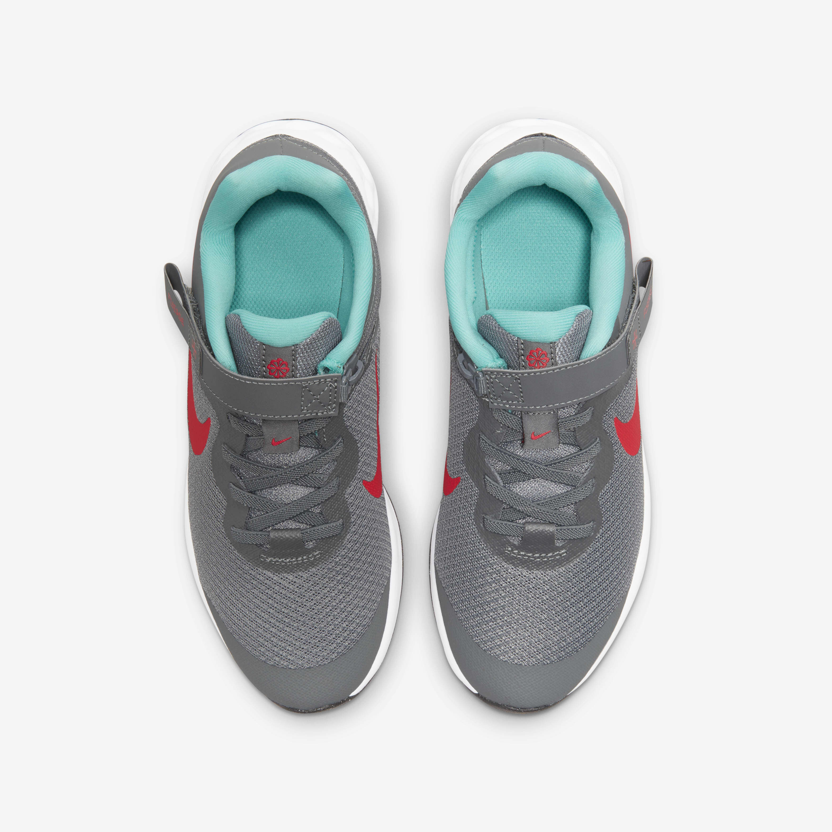 Nike Revolution 6 FlyEase image number 3