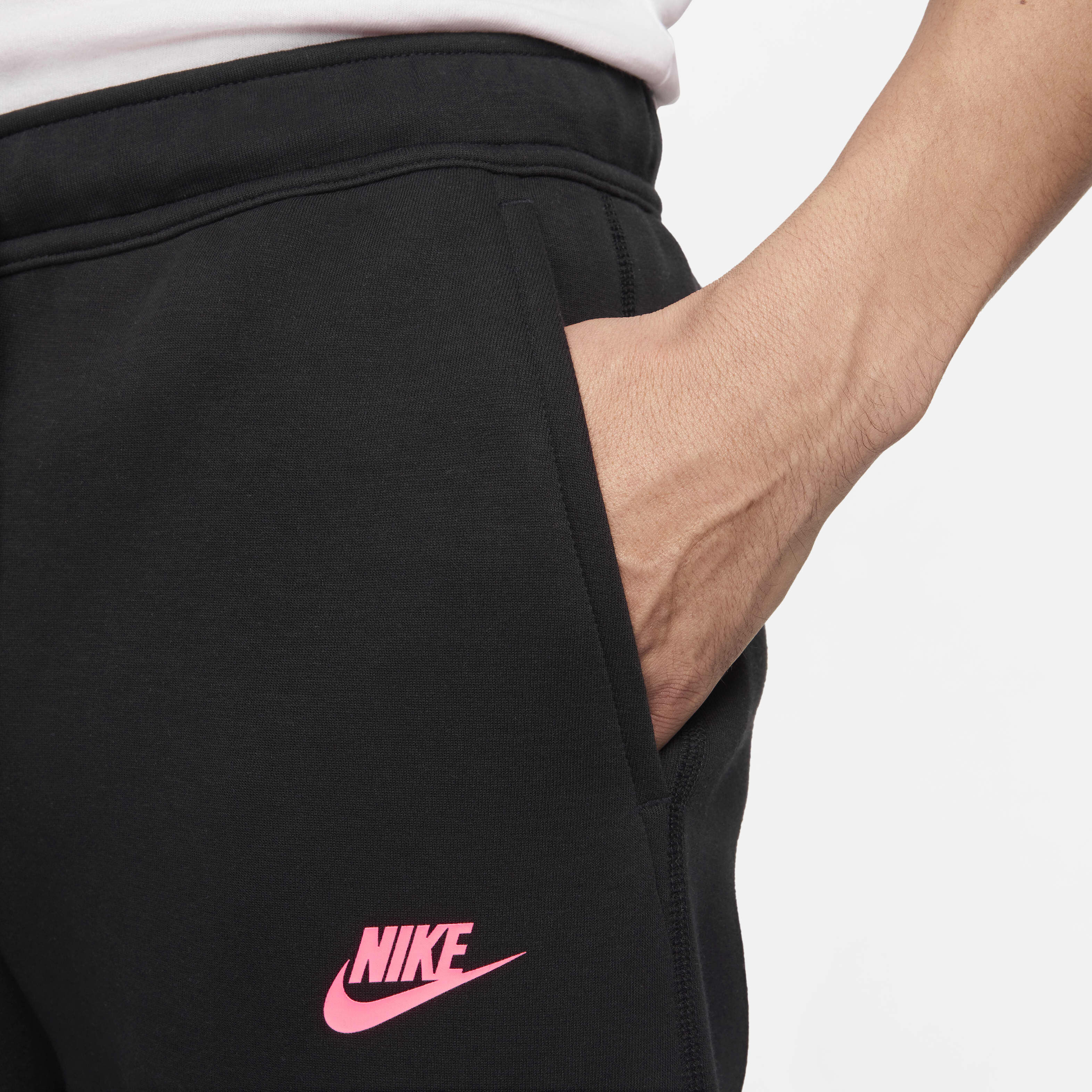 Nike Sportswear Tech Fleece image number 3
