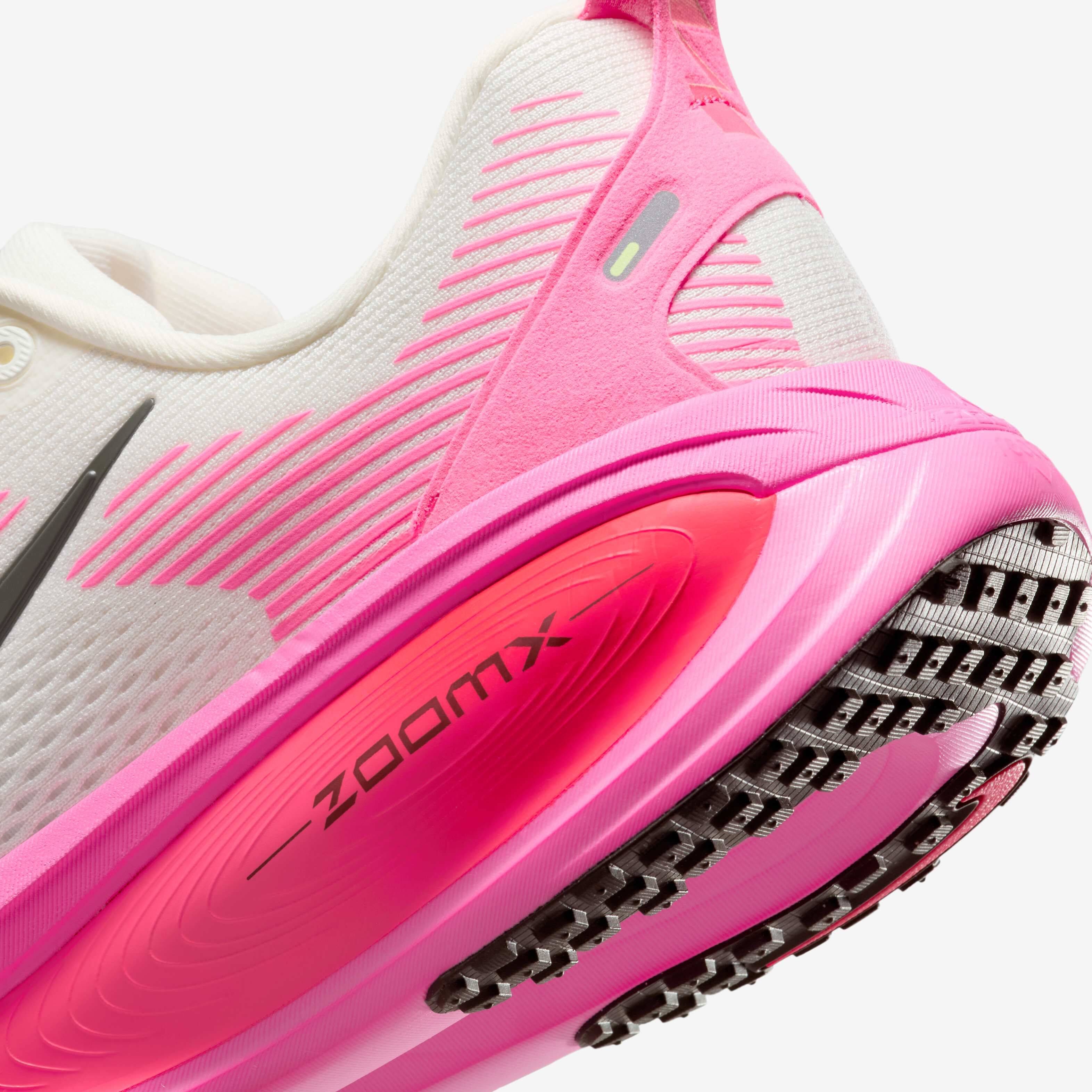 Nike Vomero 18 image number 7