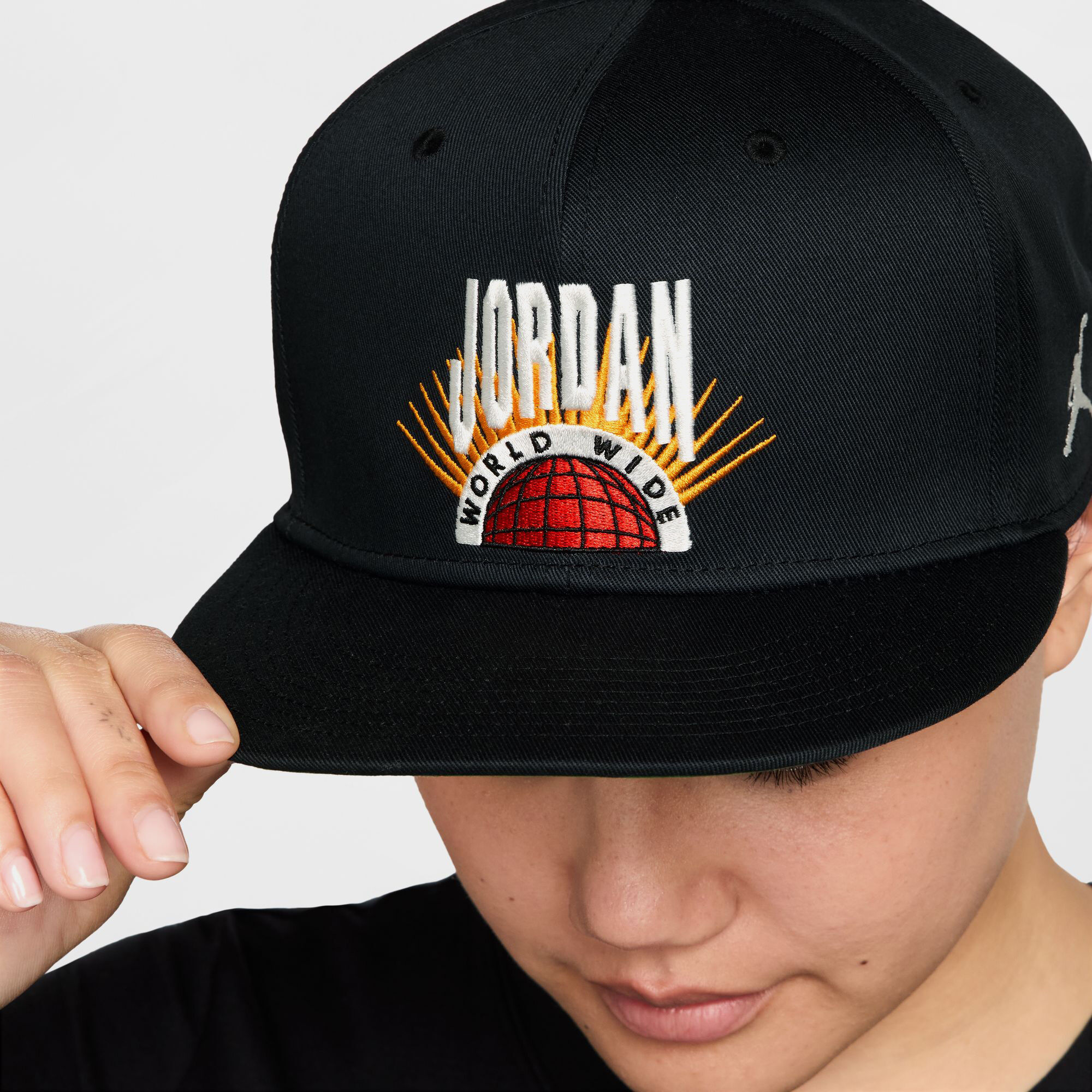 Jordan Essentials Pro image number 5