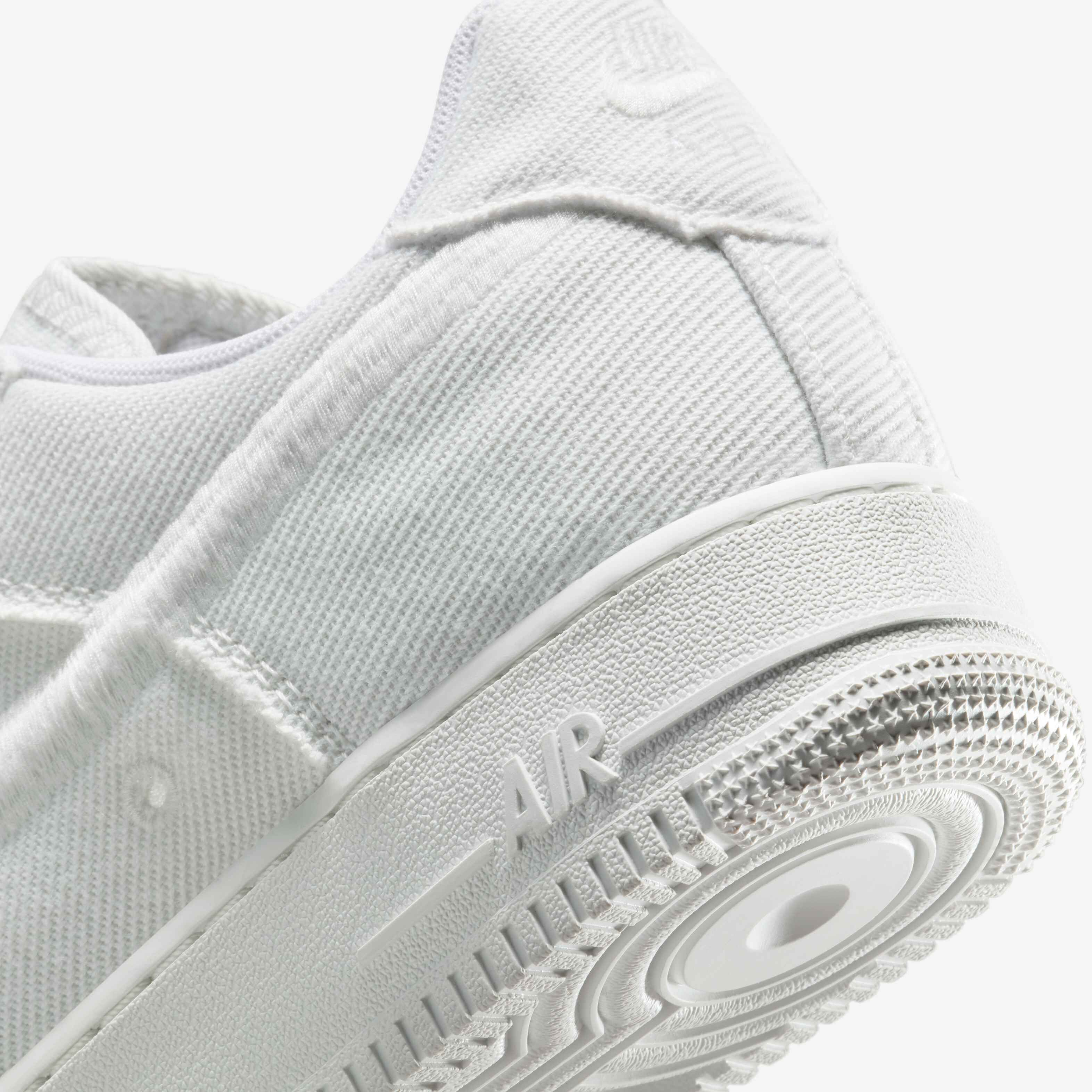 canvas bootleg low 4.0 nike