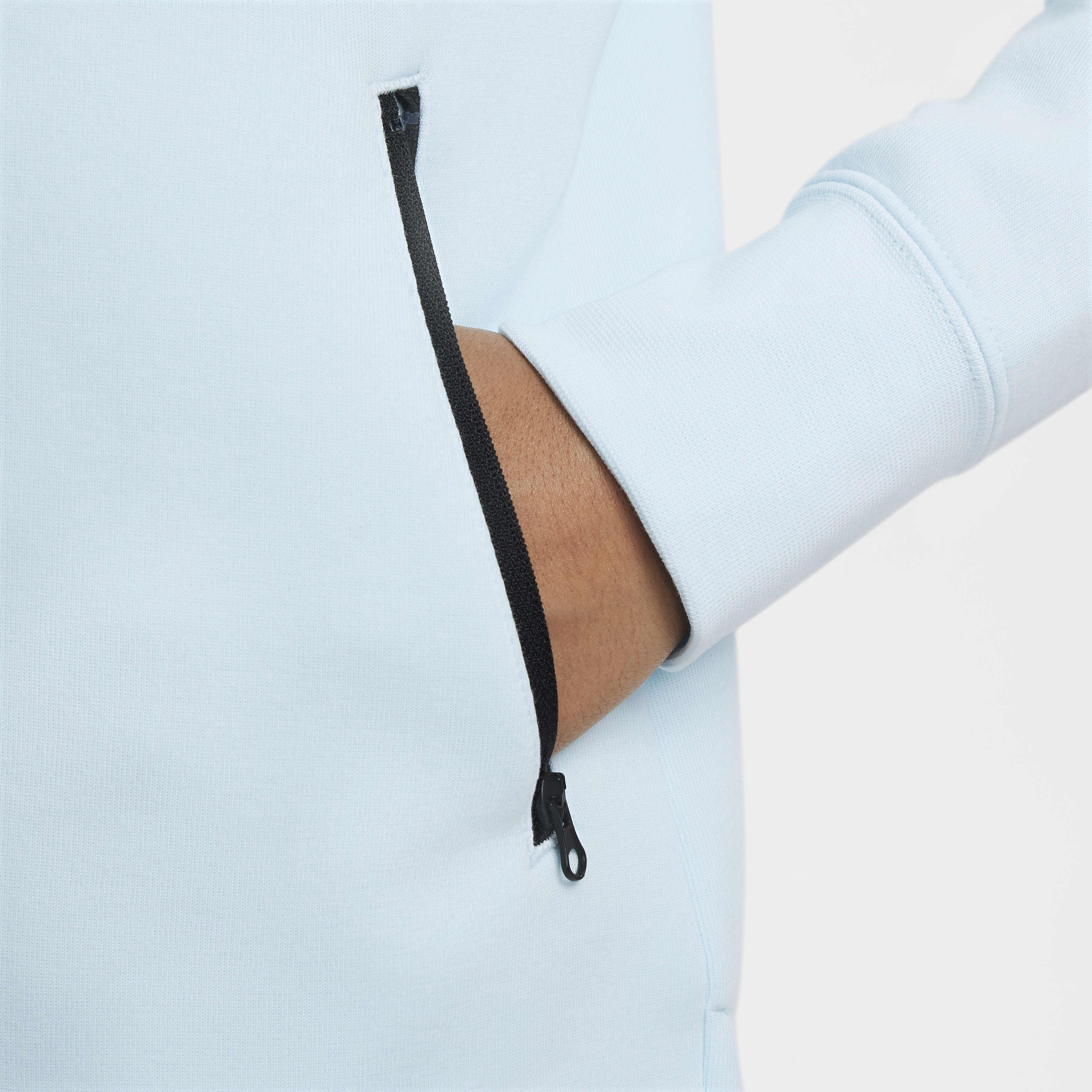 نايكي سبورتسوير تك فليس image number 3