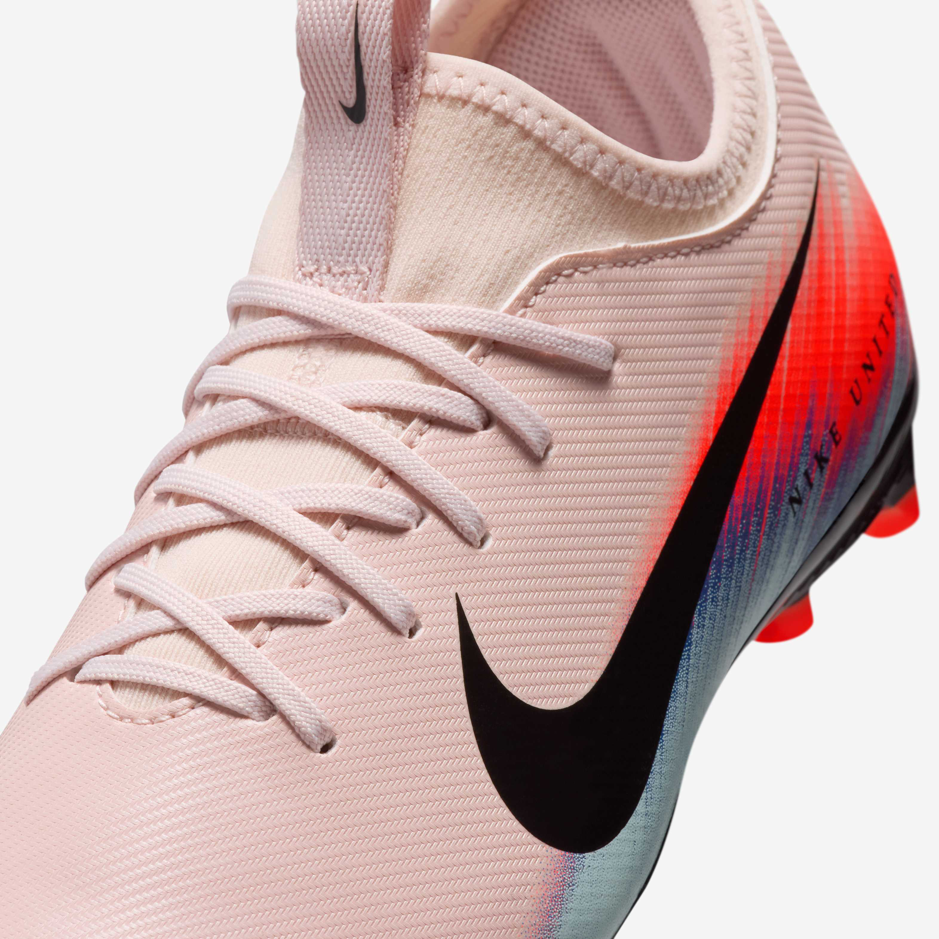 نايكي يونايتد جونيور ميركيوريال فيبور 16 أكاديمي image number 7