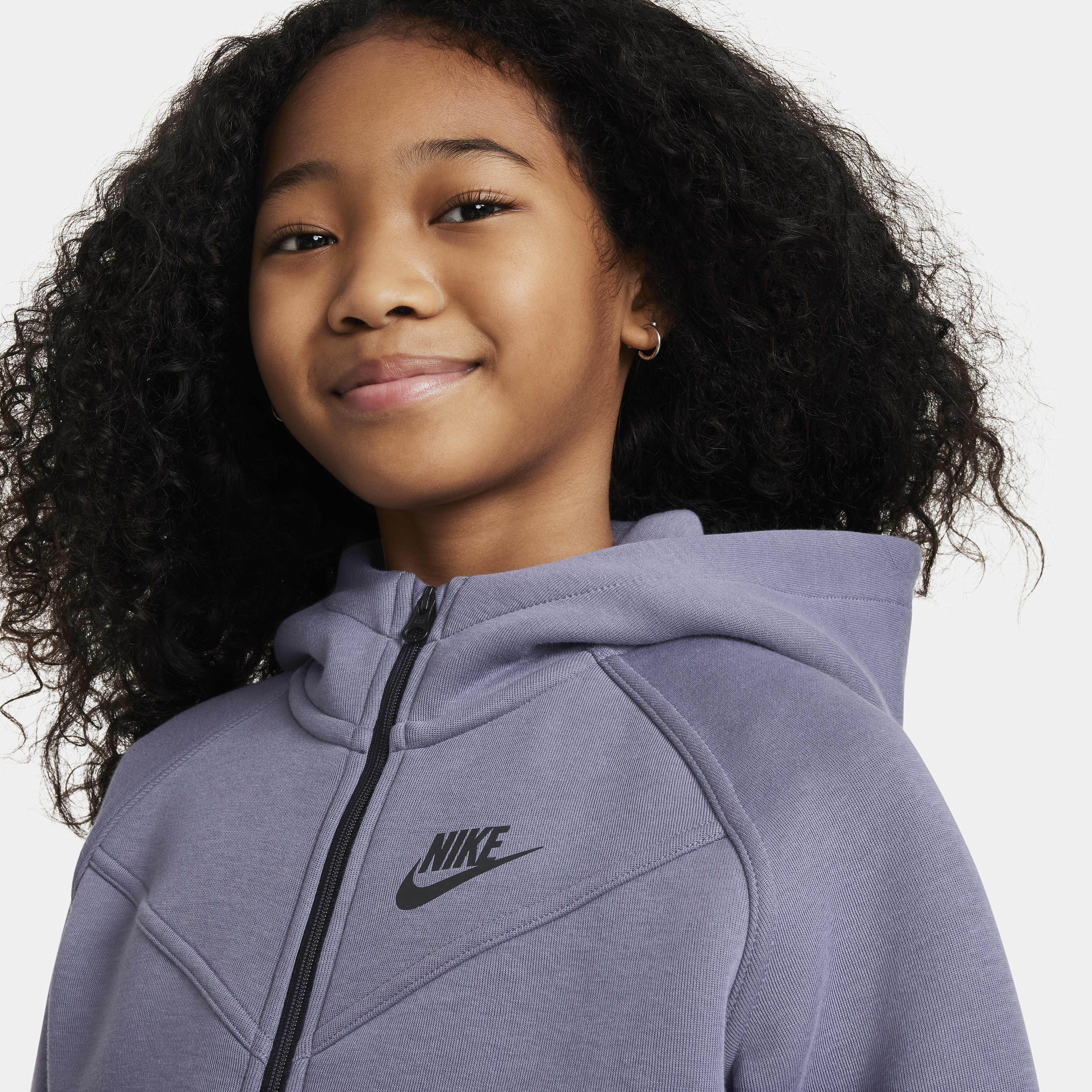 Nike Sportswear Tech Fleece image number 2