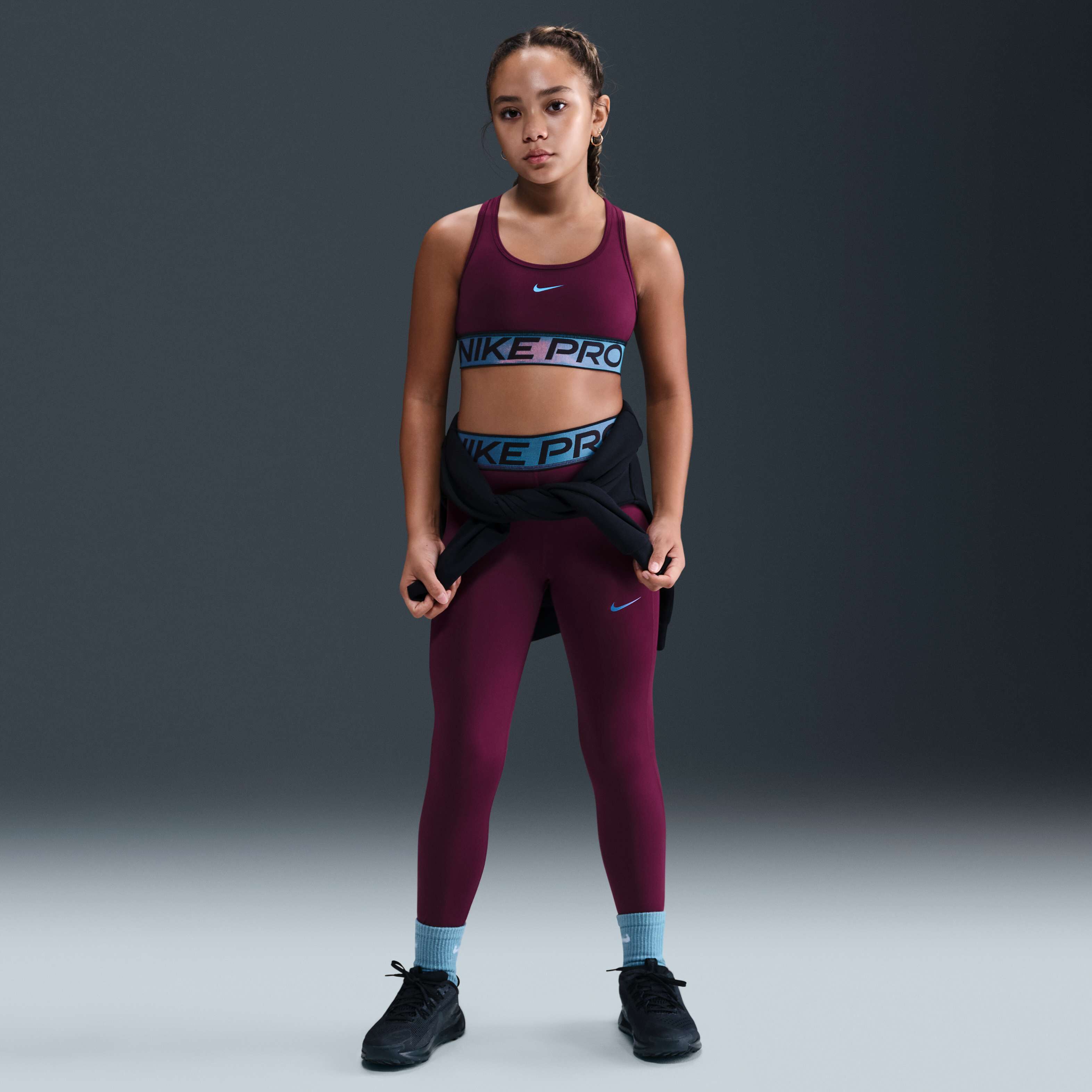 Nike Pro Swoosh image number 3