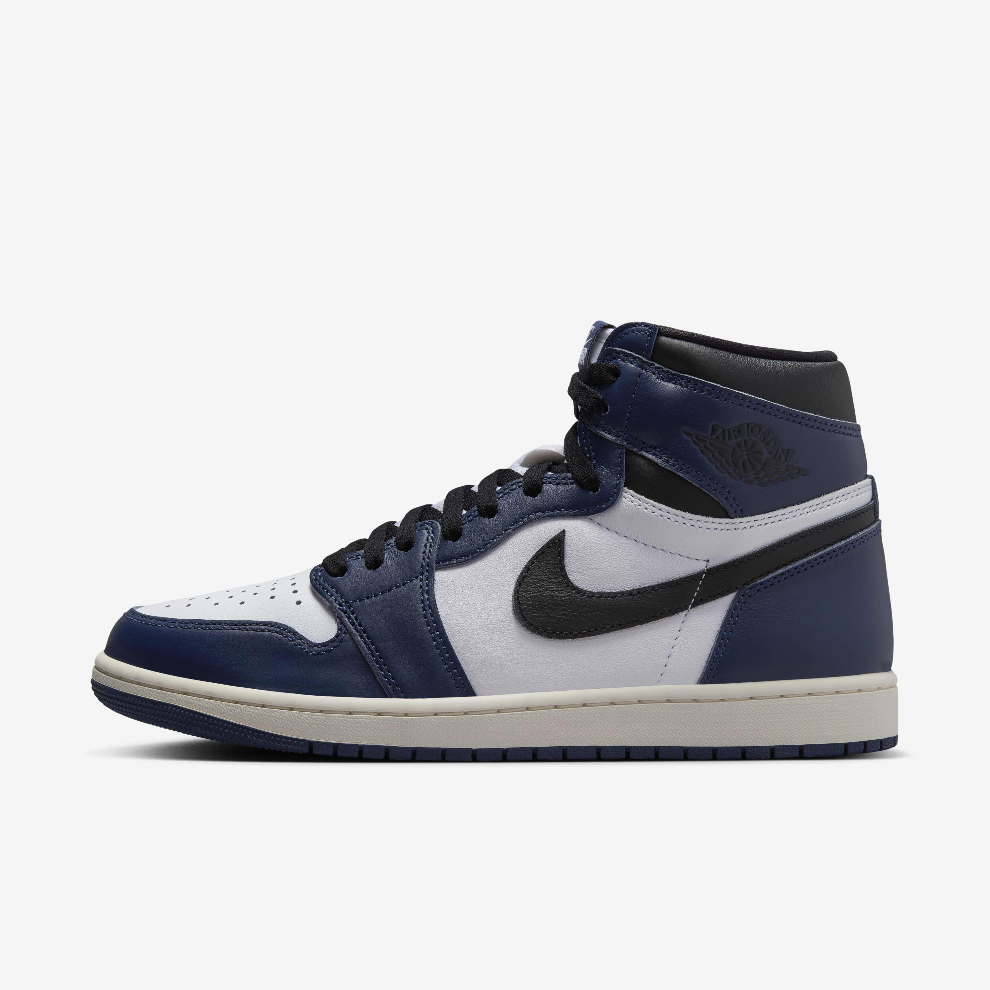 Buy Air Jordan 1 Retro High OG Men s Shoes Nike Qatar Official